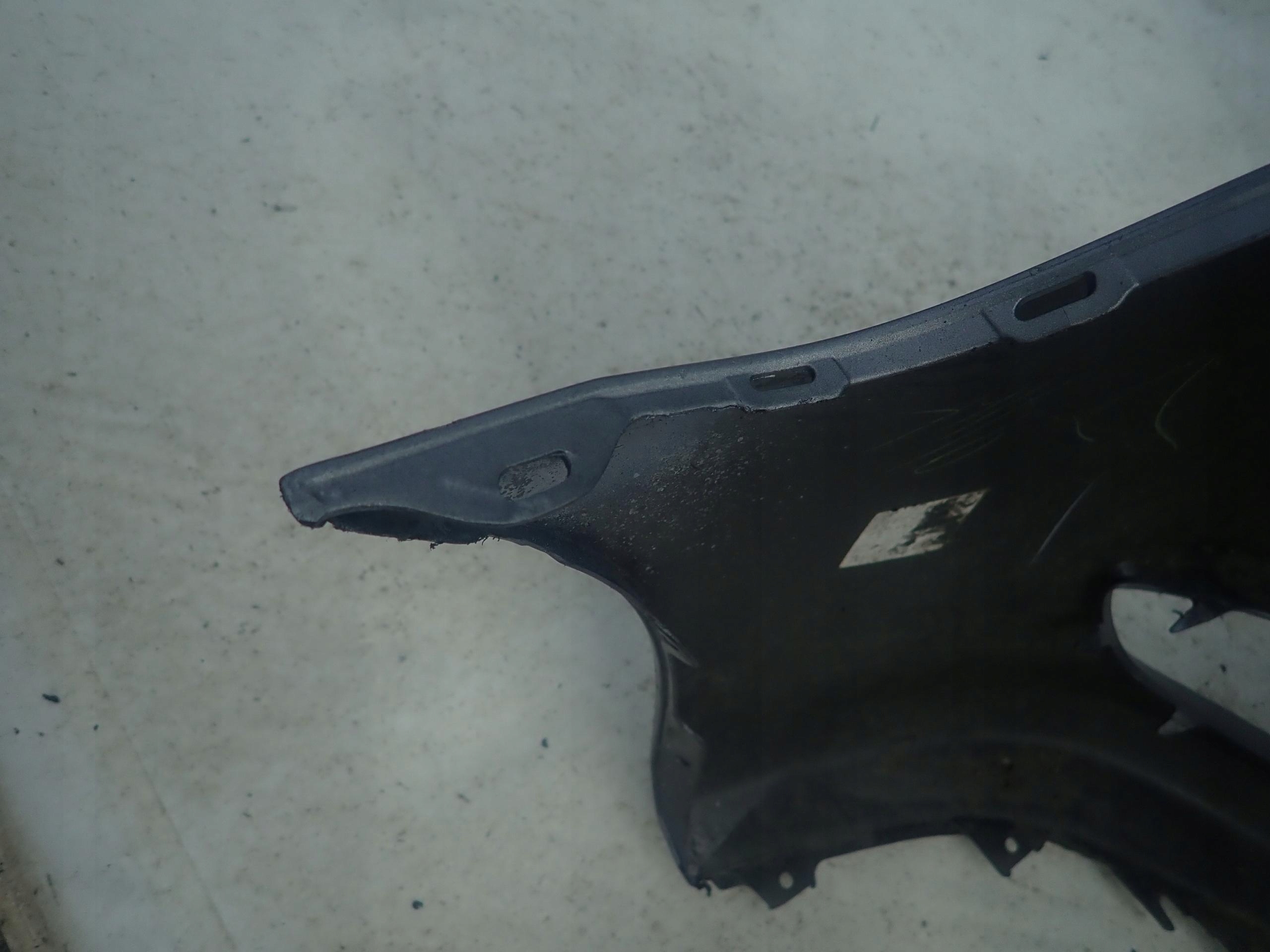 MAZDA 3 and sedan 03-06 bumper front washer