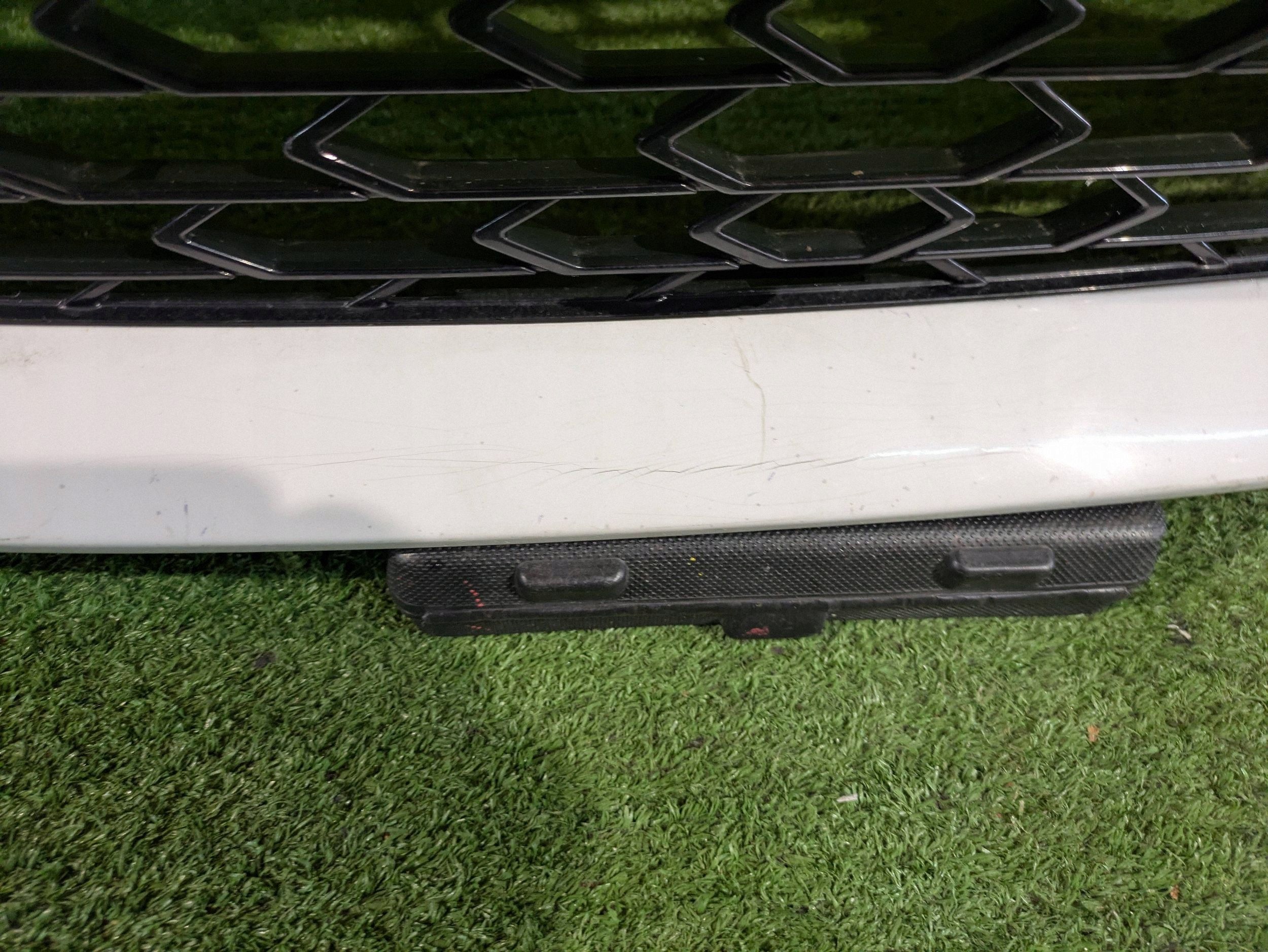 front bumper front TOYOTA COROLLA E21 HB KOMBI LIFT NR.Z7940