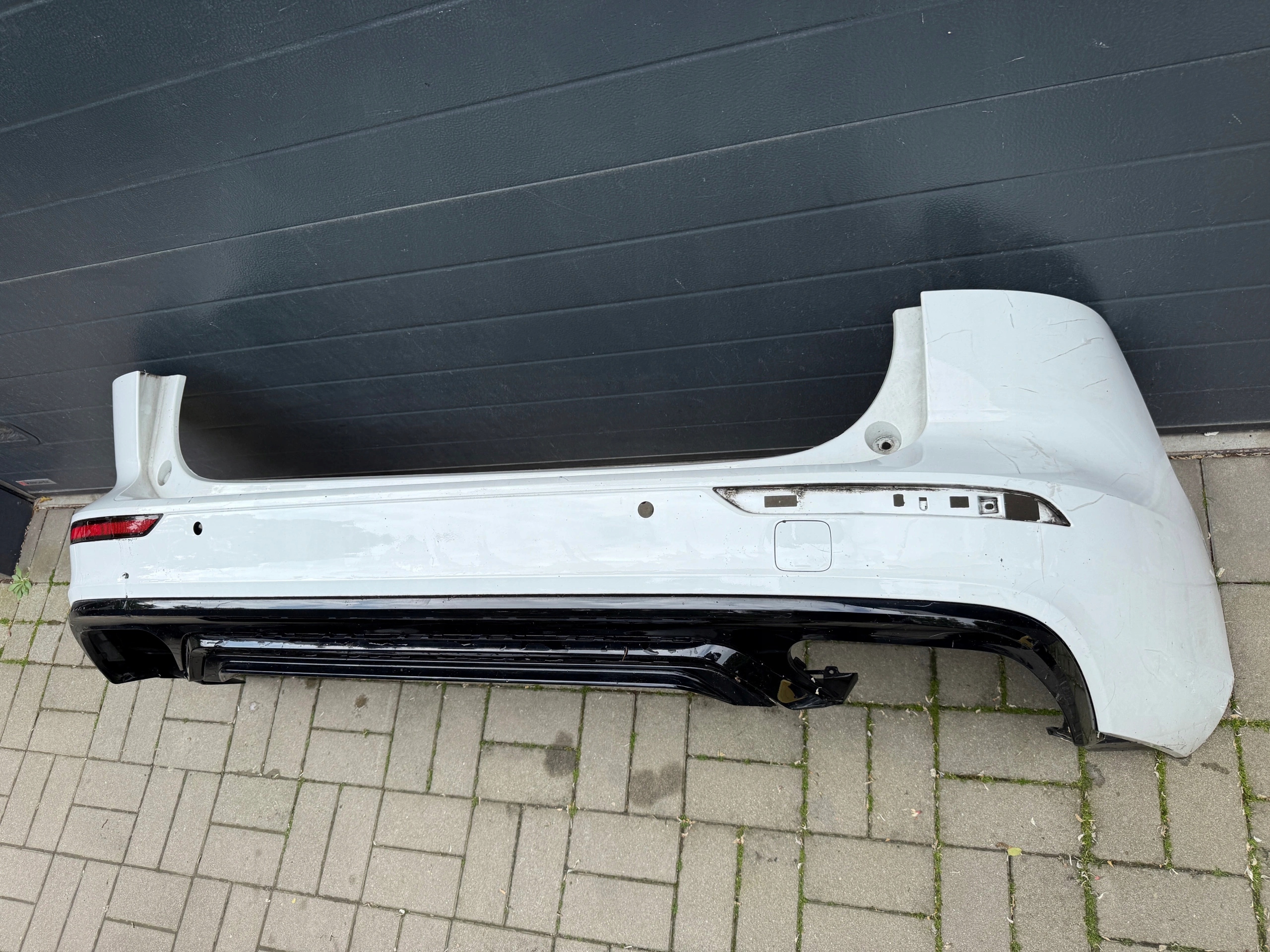 Volvo V60 III R-design bumper rear part rear