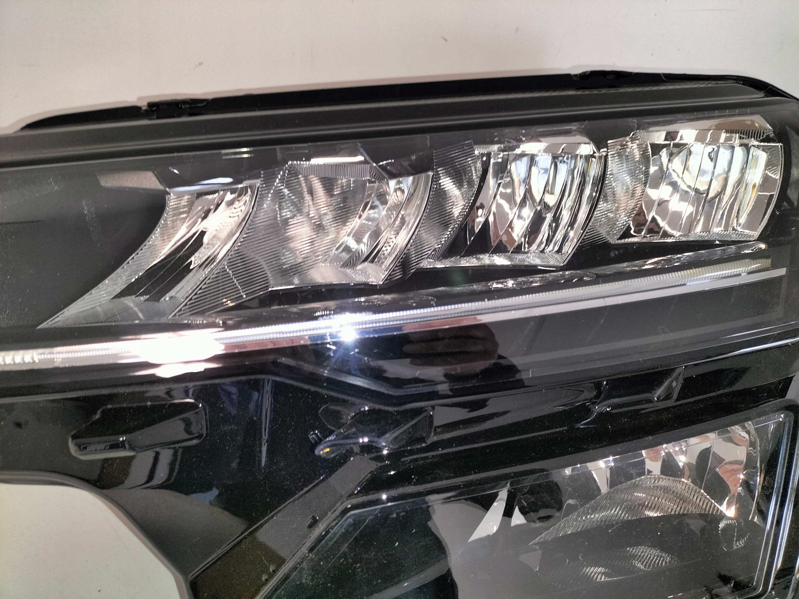 light front reflektor left SKODA KAROQ LIFT 21