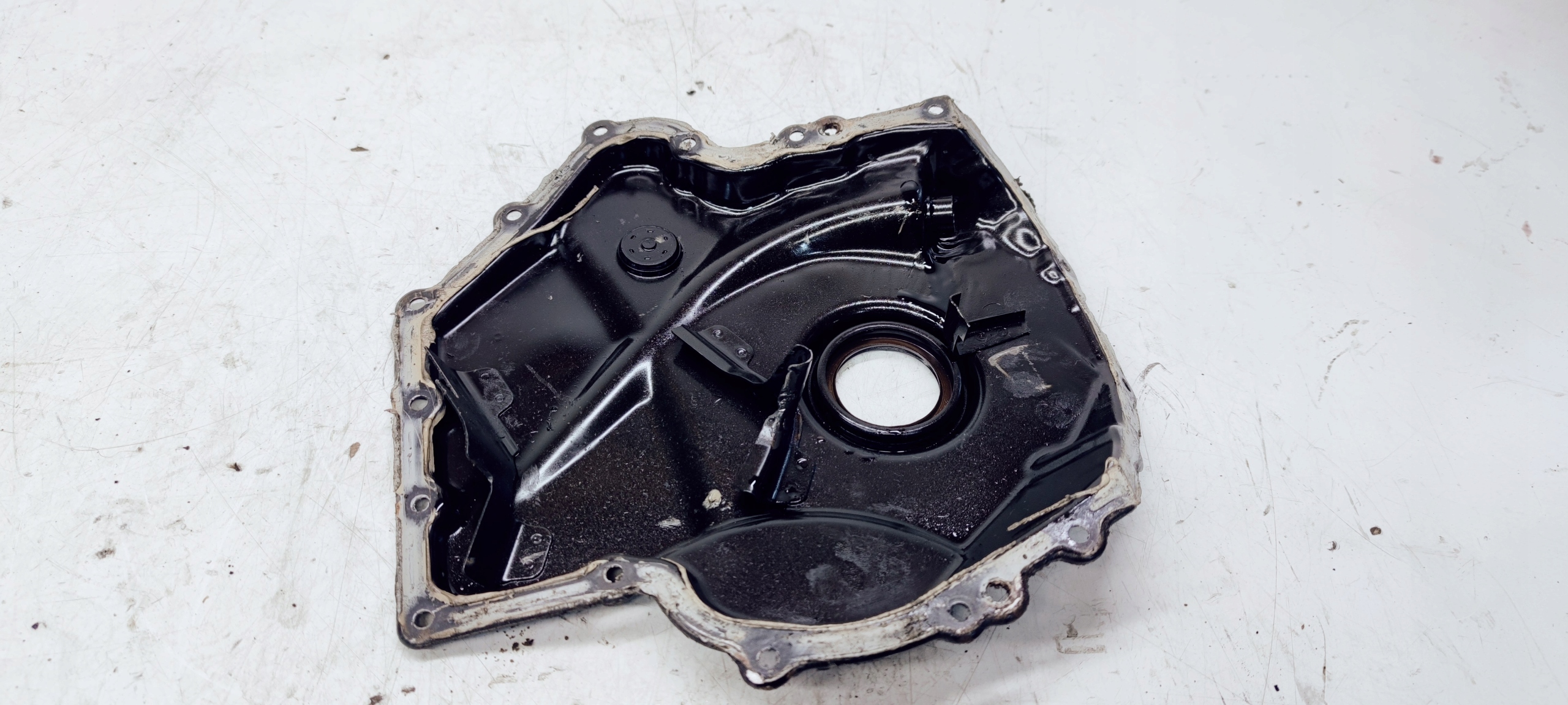 COUVERCLE CARTER DISTRIBUTION AUDI A4 B8 A5 2.0 TFSI 06H109211