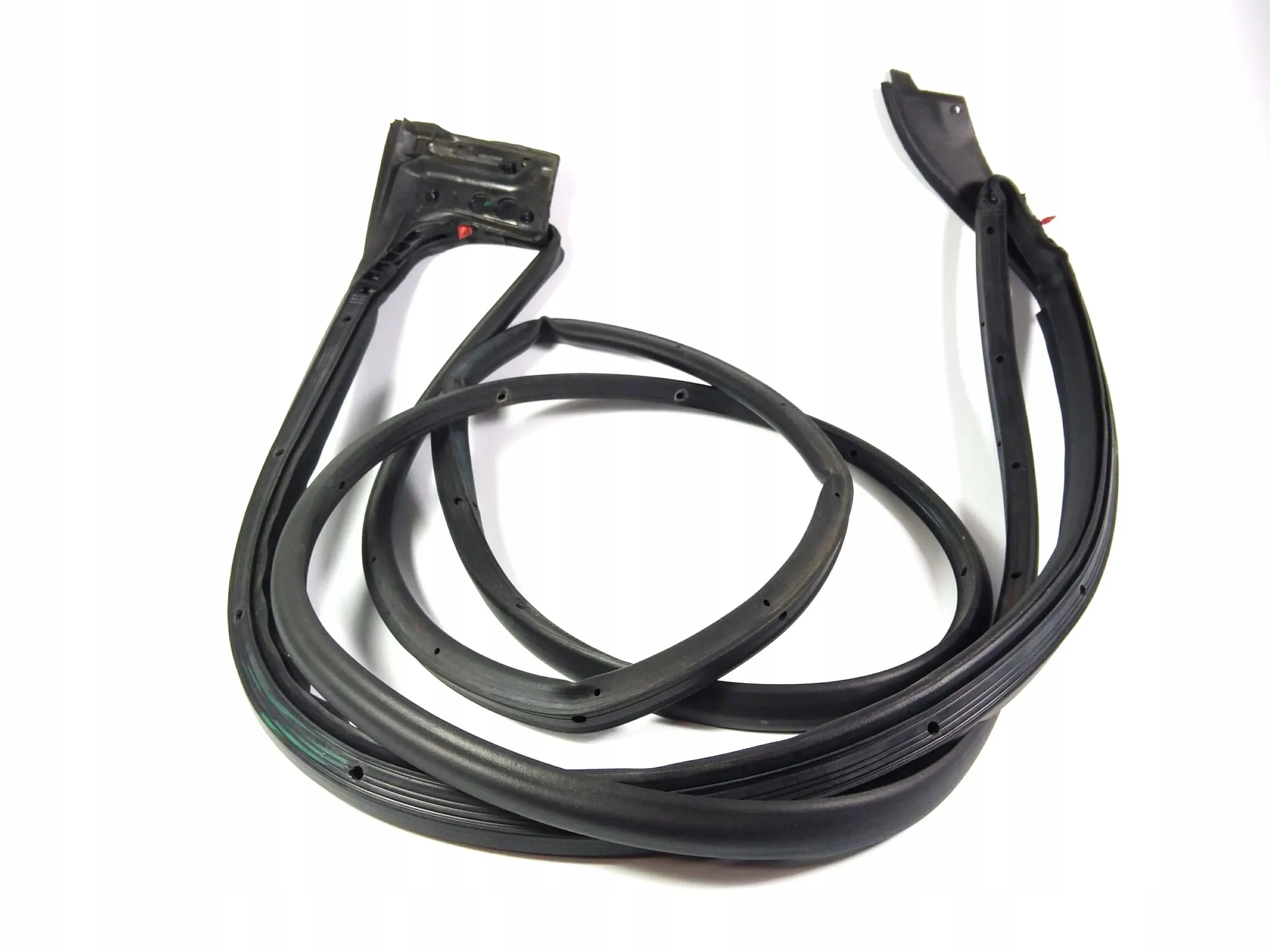 Chevrolet Silverado 1500 gasket door left front 2019+