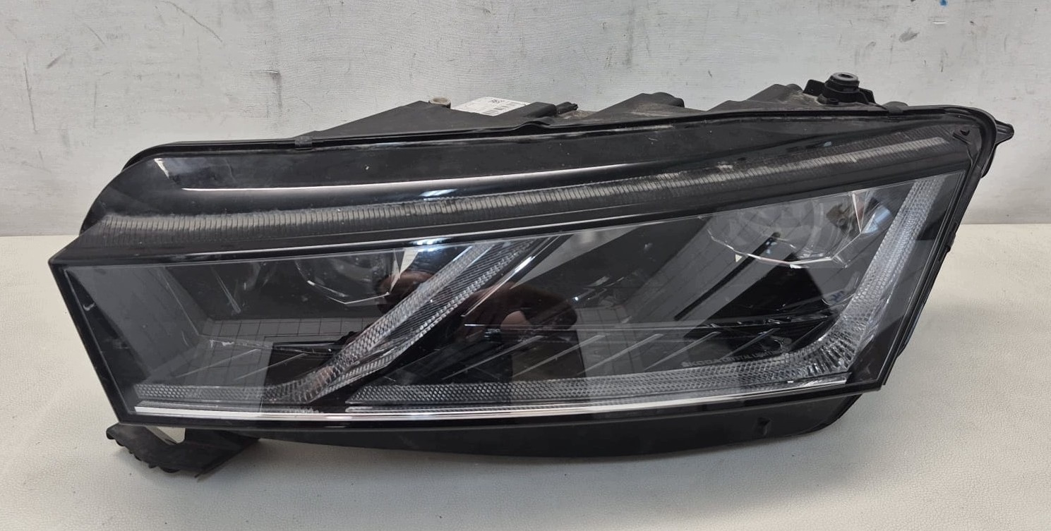 SKODA OCTAVIA IV 4 5E4 FULL LED light left front front 5E4941015A