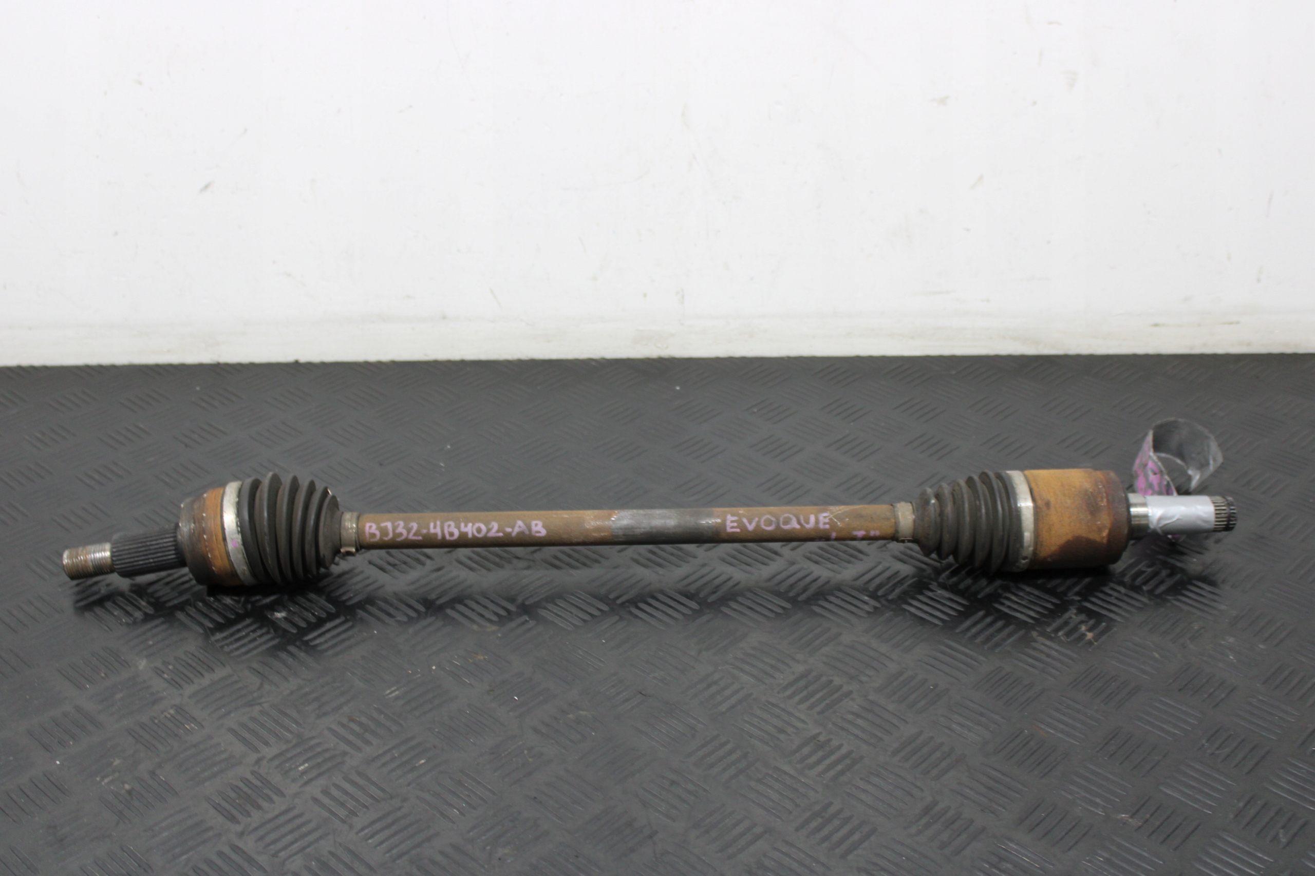 semi-axis semi-axis left rear part EVOQUE L538 BJ32-4B402-AB