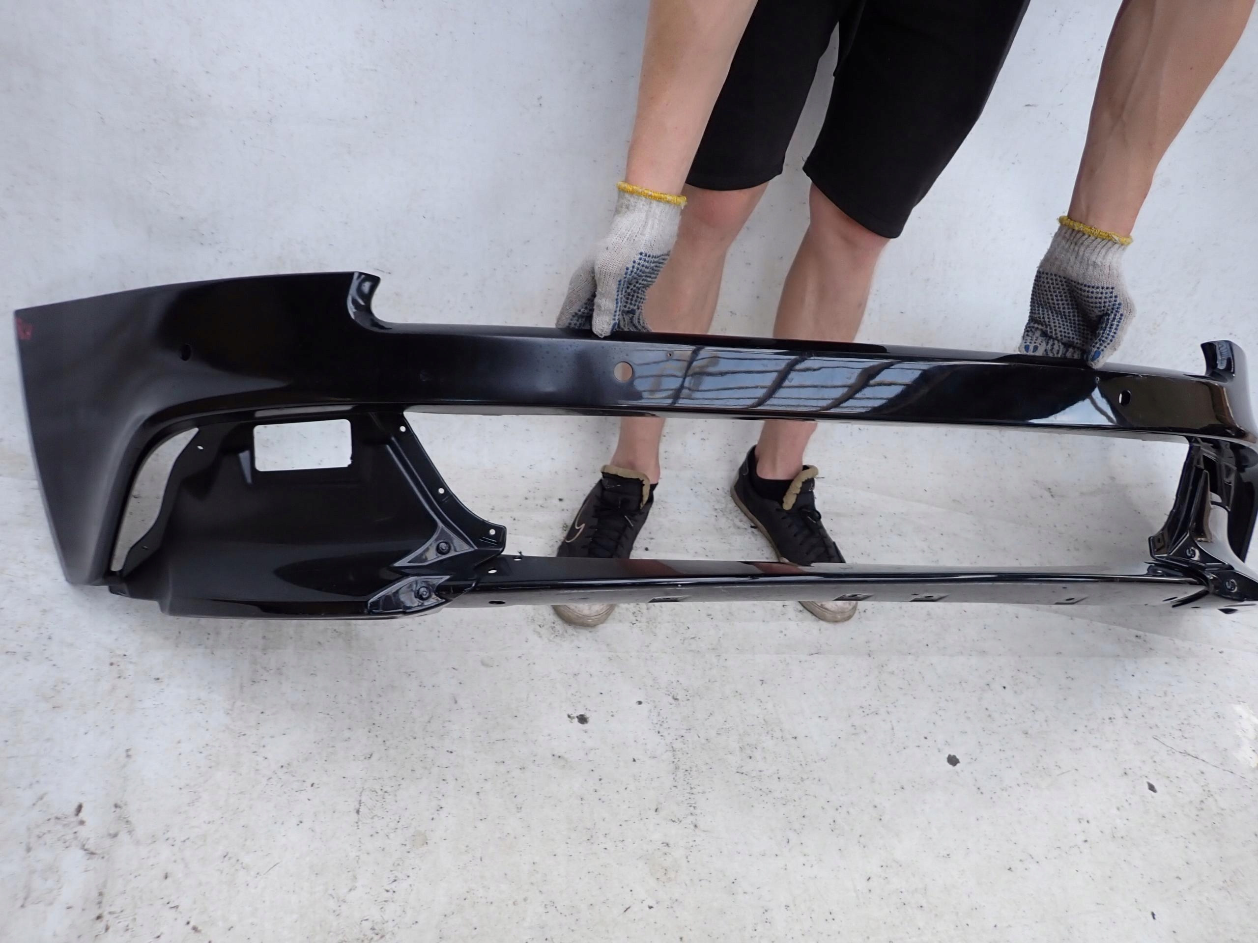 ASTON MARTIN VANQUISH II 12- bumper front front PDC