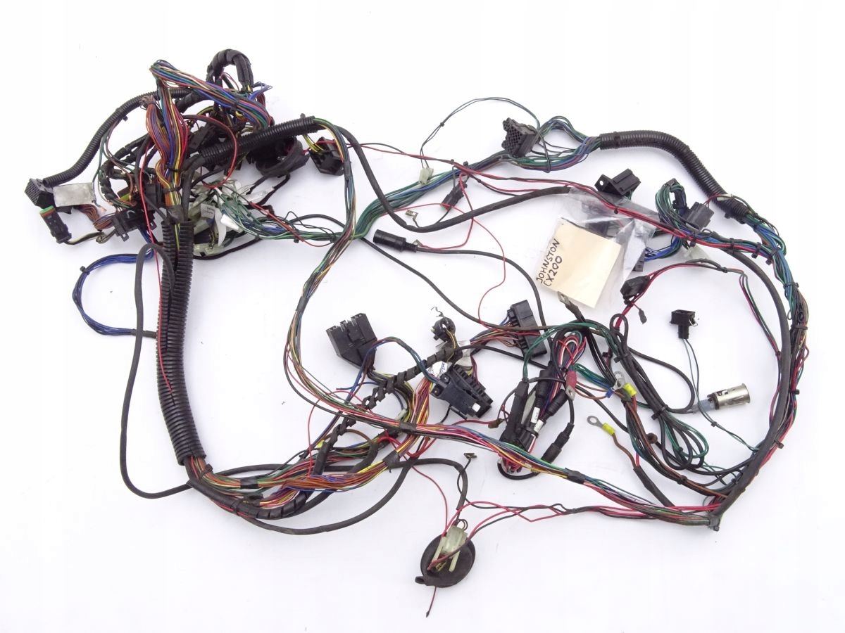 JOHNSTON_CX200_WIĄZKA_INSTALACJA_KABINY - Джонстон CX200 C50 Джгут проводів установка кабіни