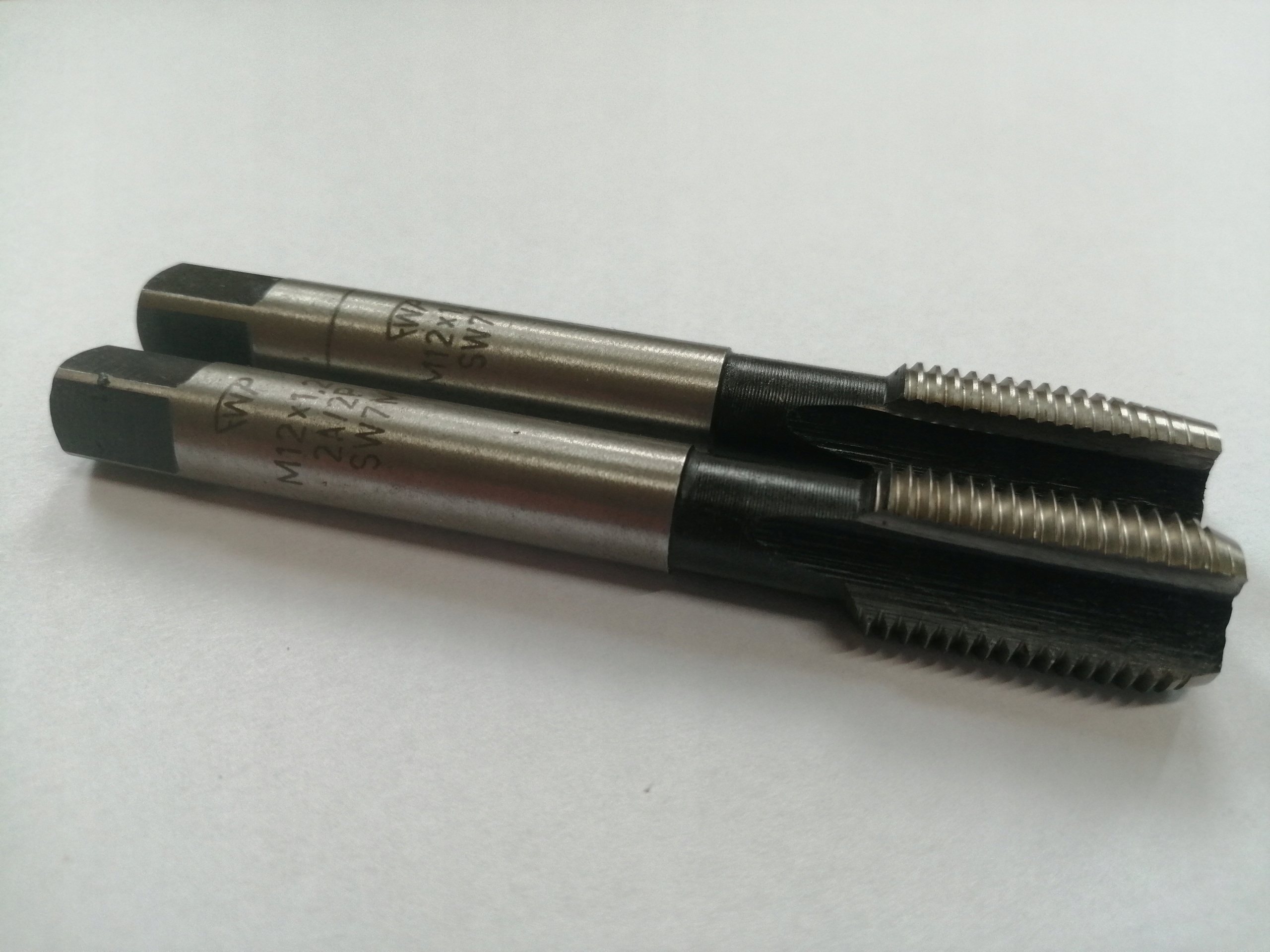 Gwintownik drobnozwojowy ręczny NGDb M12x1,25 Kod producenta 999999