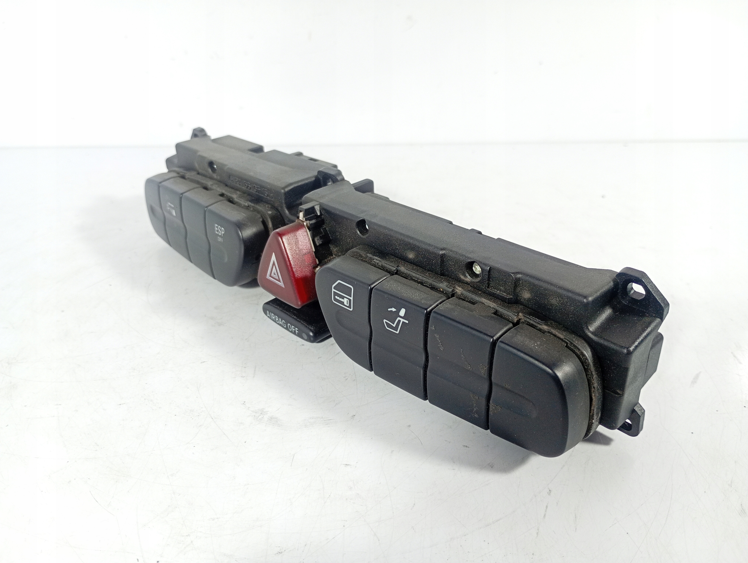Mercedes W203 S203 99-07 switch switch PANEL PRZYCISKOW 2038214758