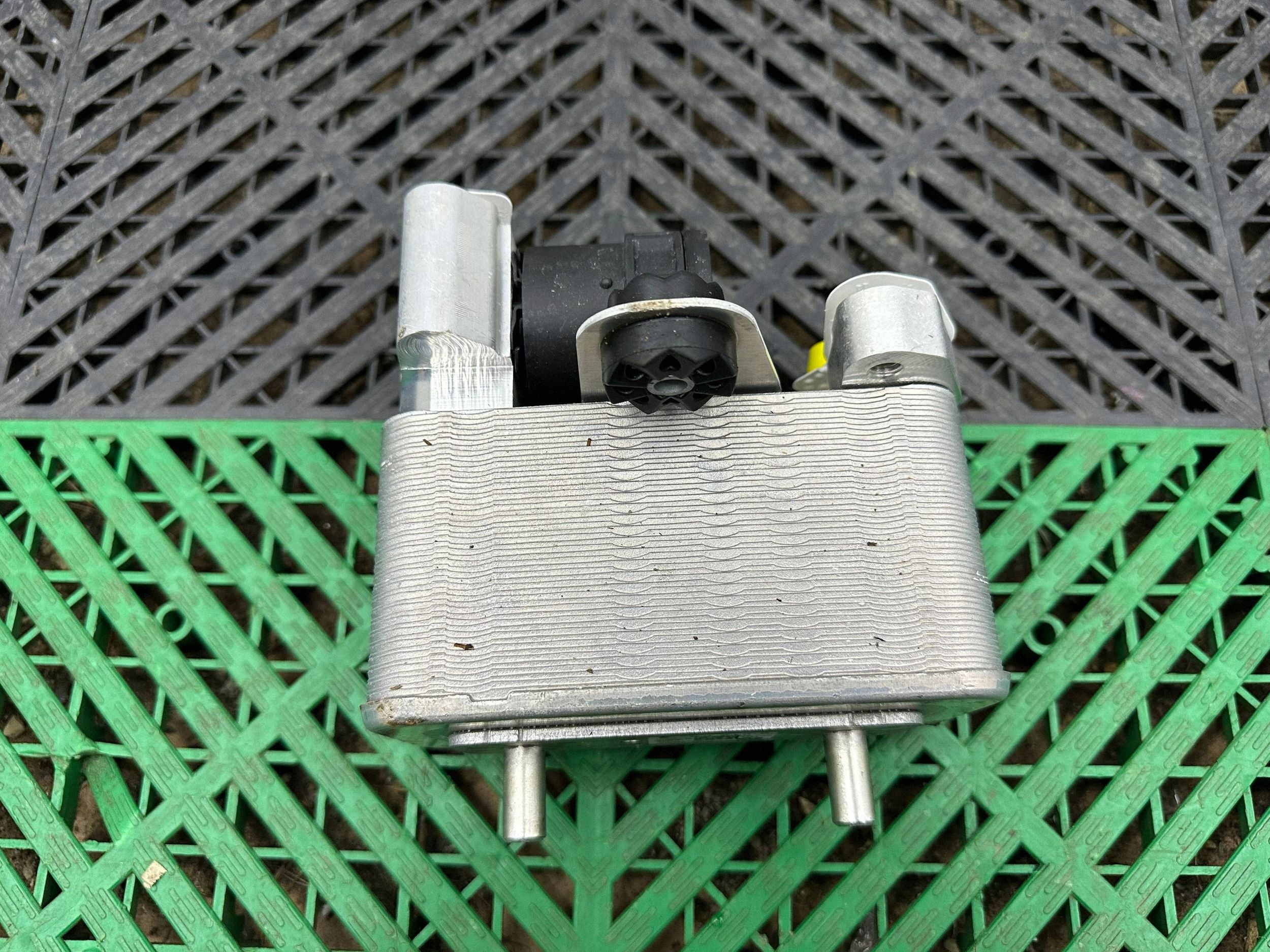 water cooler BMW X1 U11 5A629F5