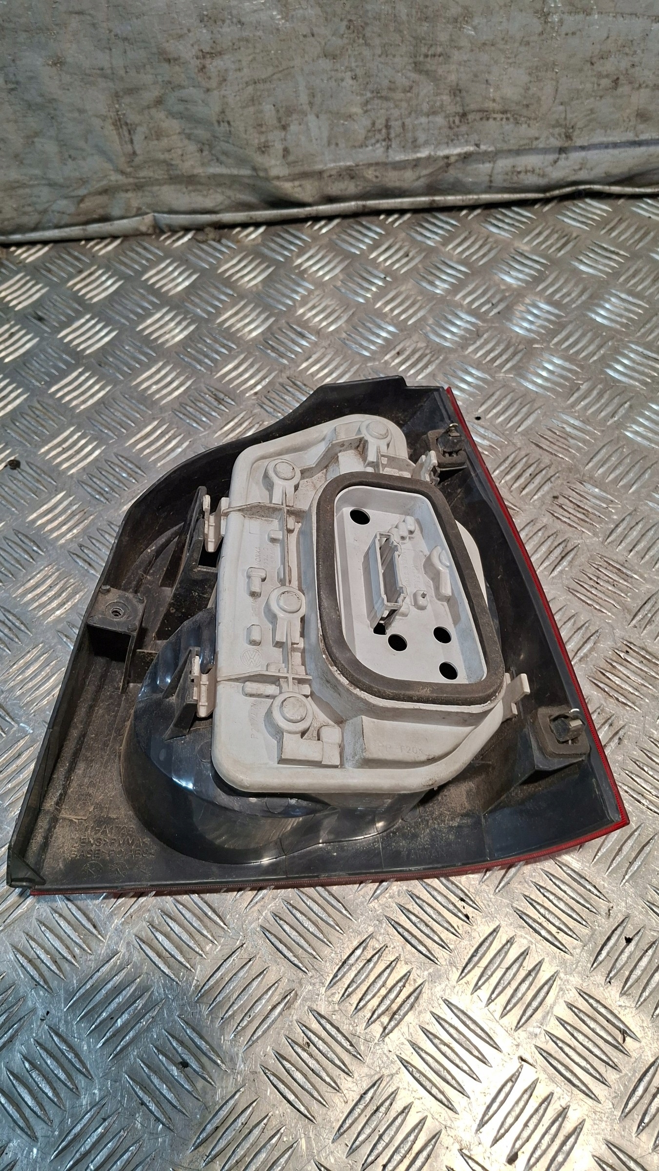 light left rear part VW POLO 9N