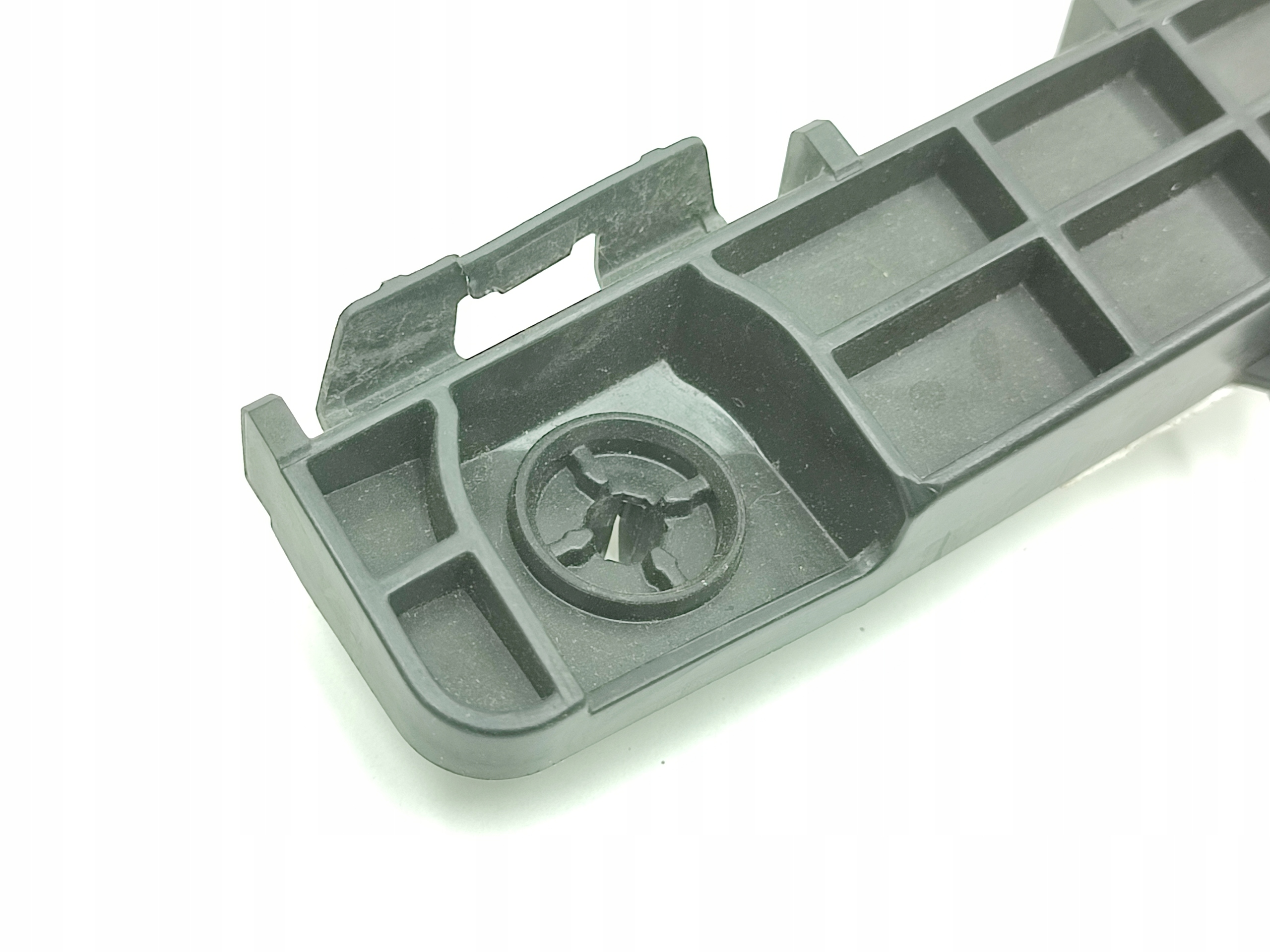 bumper bracket right rear part LEXUS NX / 52155-78010