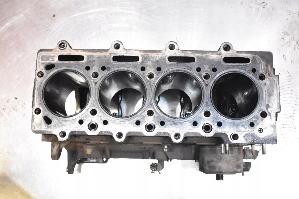 BLOK DOL Motore 2158F LDV MAXUS 2.5 CRD 120 KM 05-09