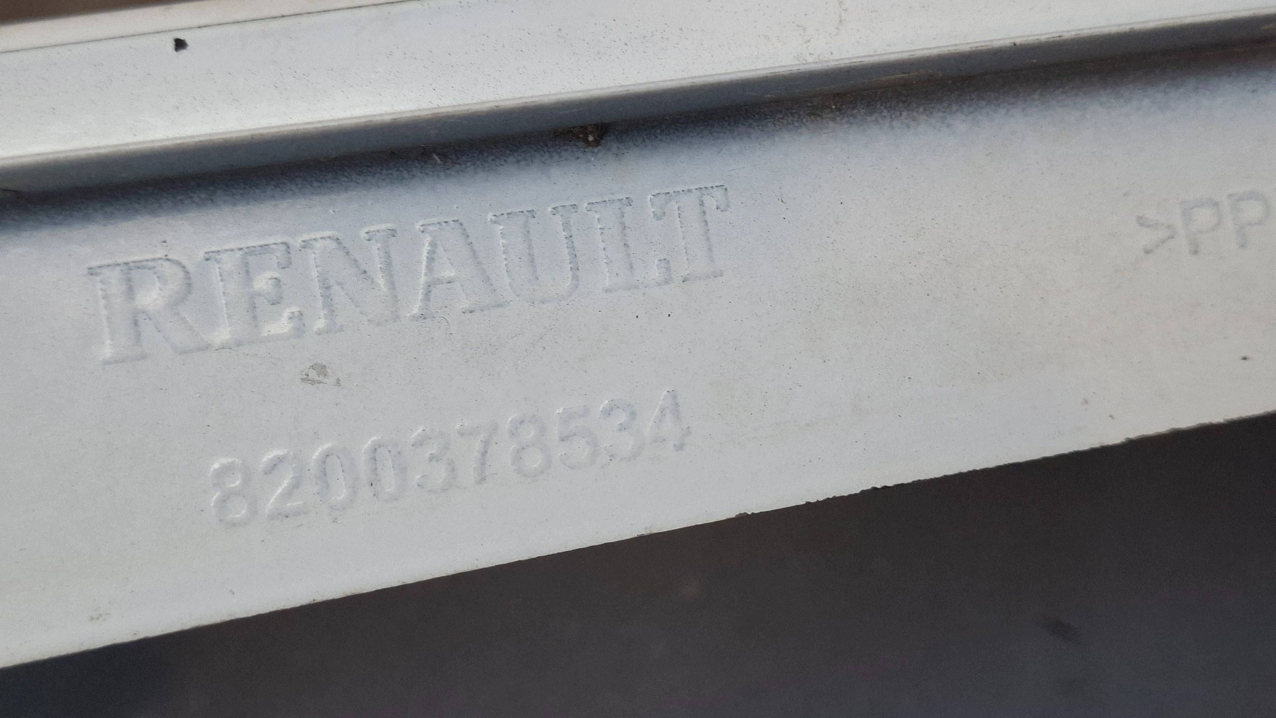 fender front left 8200378534 RENAULT KANGOO II 2008-2013