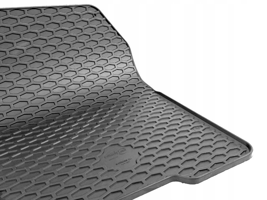 SUZUKI SX4 II 2 S-CROSS HYBRID 2022 2023 2024 DYWANIKI GUMOWE MARKOWE Liczba elementów 4