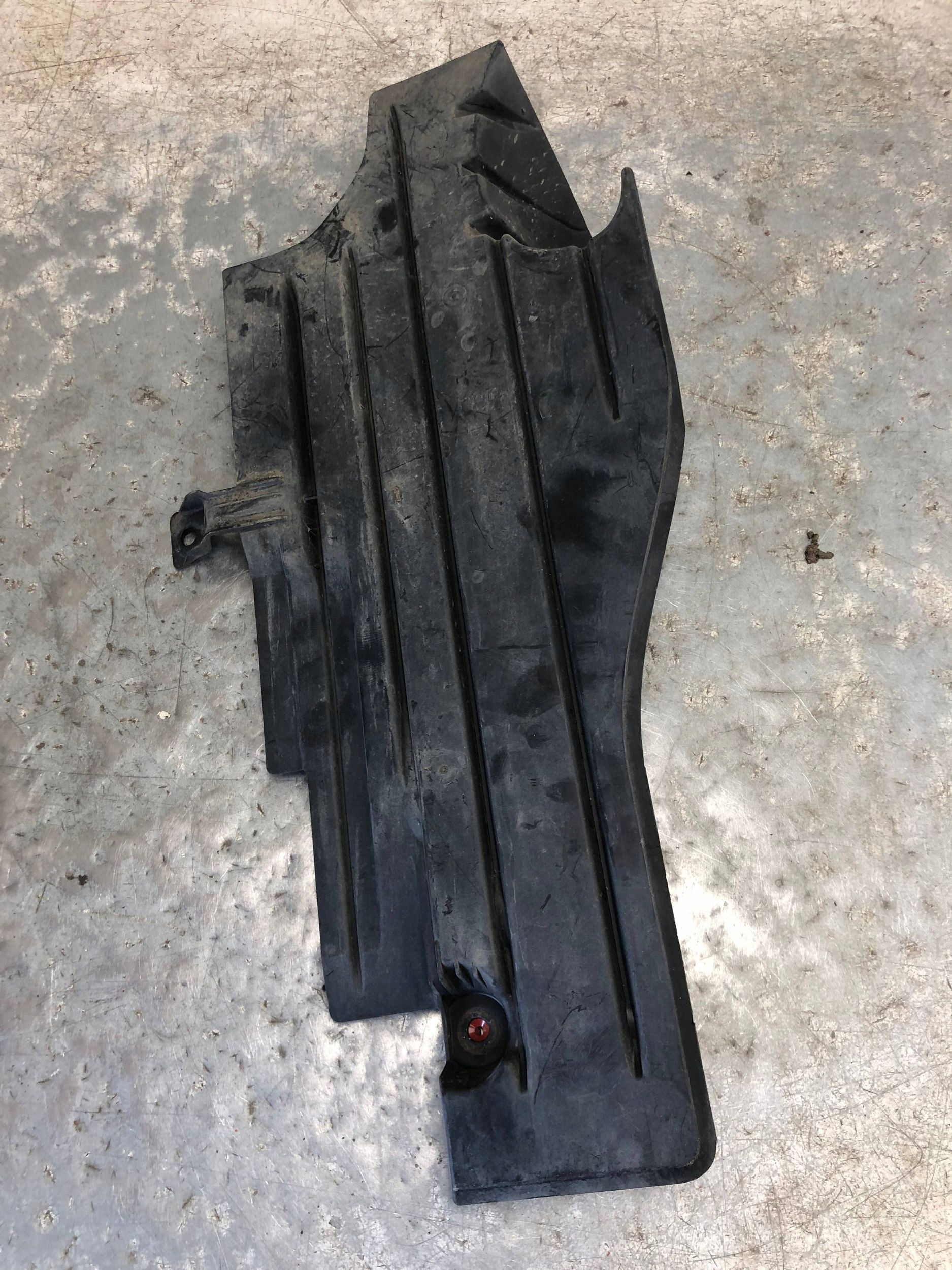 cover chassis FORD FOCUS MK3 AV61-R11779-AF
