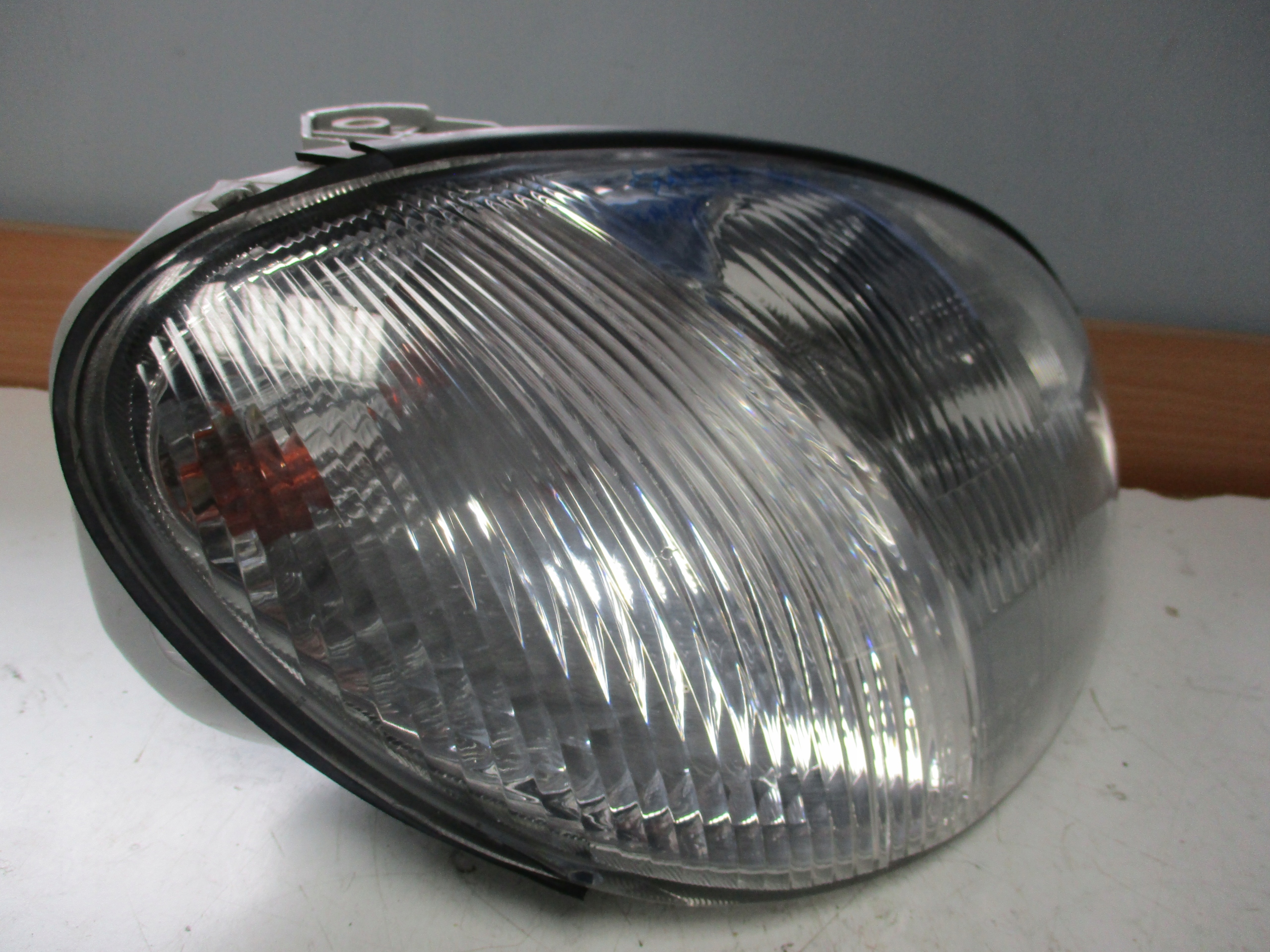 light front left Hyundai Sonata IV 98-01