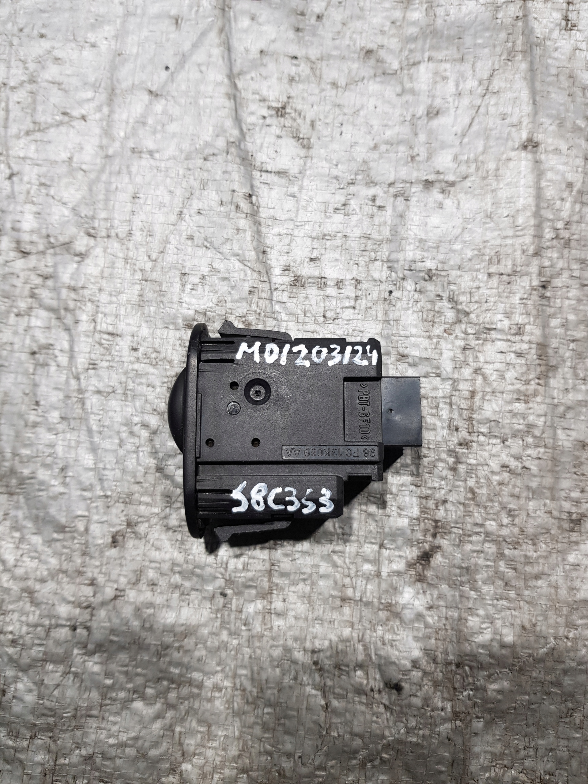switch control of the lights Ford OE 0307851417