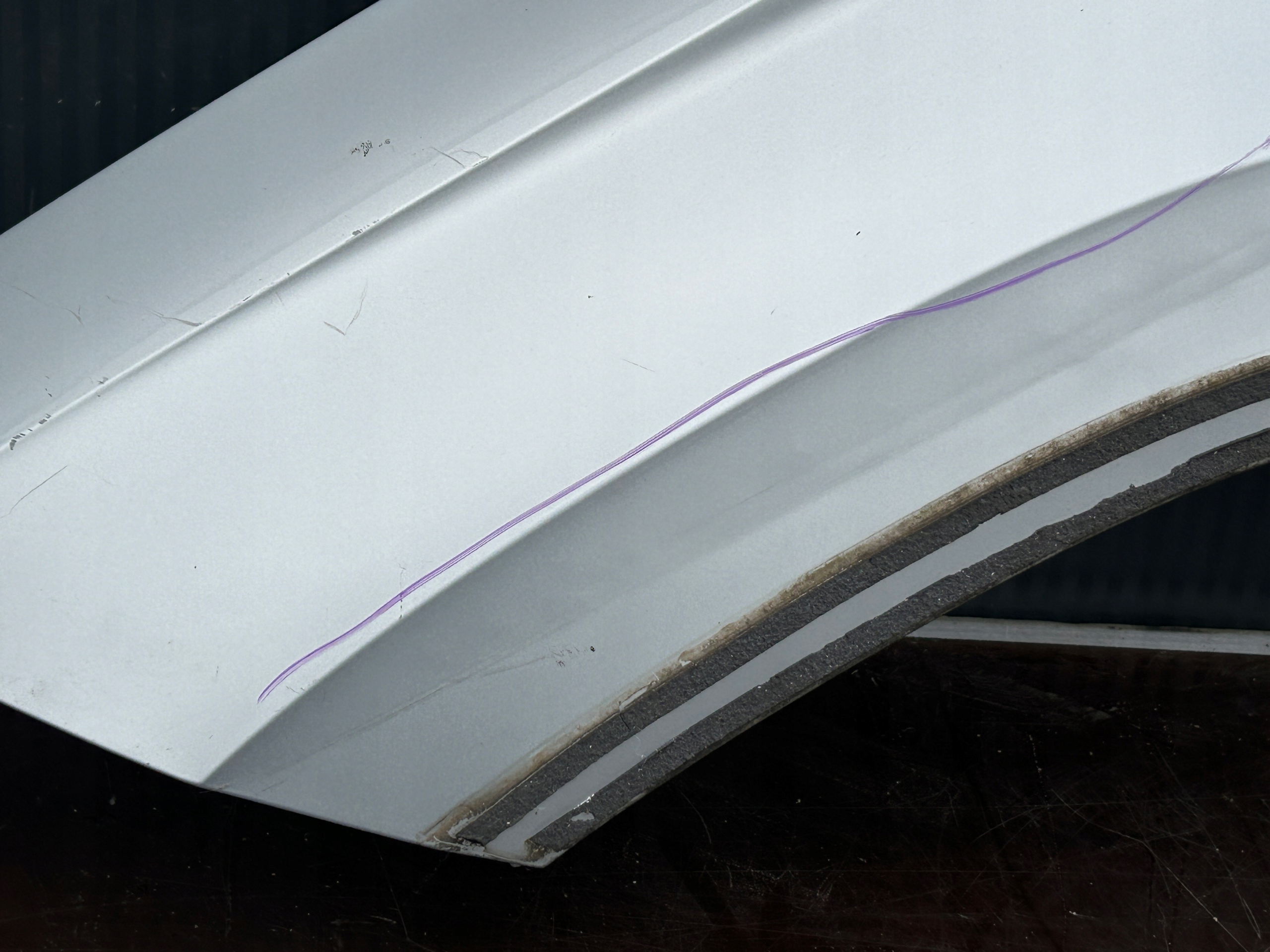 blatník levý předek přední SEAT ATECA 575