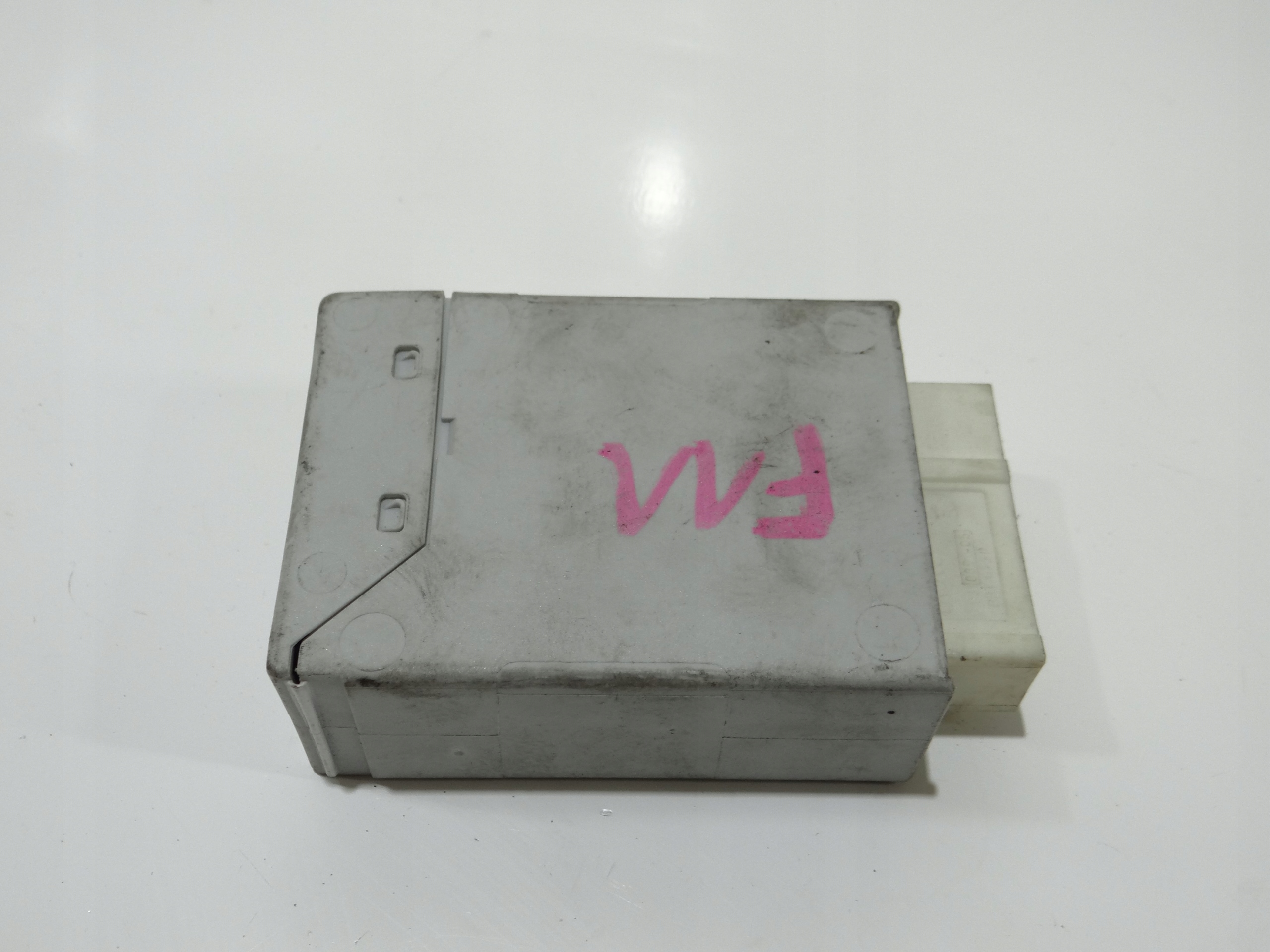 module control unit HAKA BMW F11 6796905