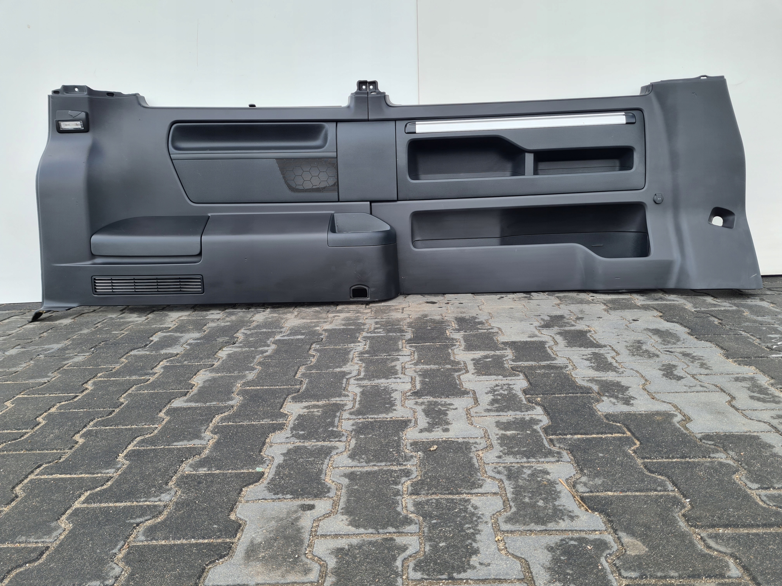 VW T5 LIFT T6 MULTIVAN STARTLINE tapicerka boczek bok lewy tył