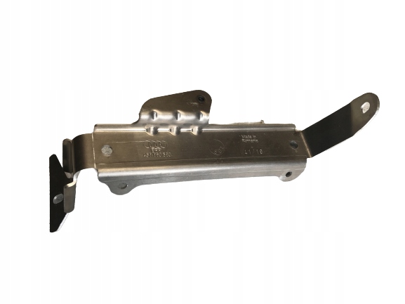 AUDI R8 4S крепление кронштейн 4S8863583