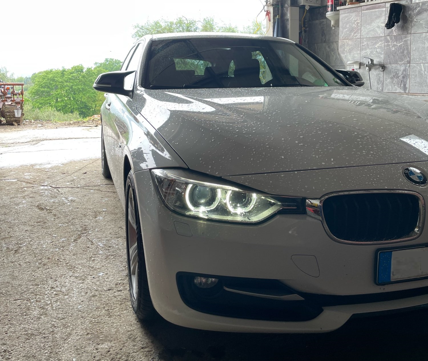 BMW F30 F31 F32 F33 F34 F36 OBUDOWY LUSTEREK LUSTERKA CZARNY POŁYSK M PAK Producent ACM