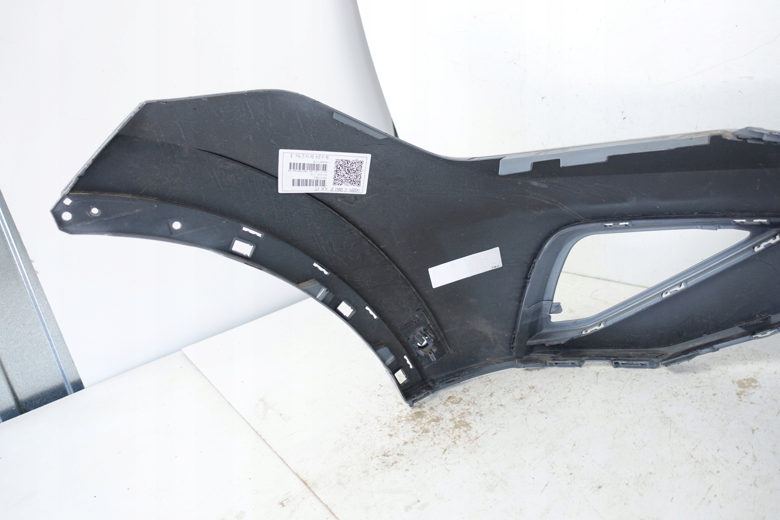 bumper front front VOLKSWAGEN TIGUAN II LIFT 2020- 5NA807221C