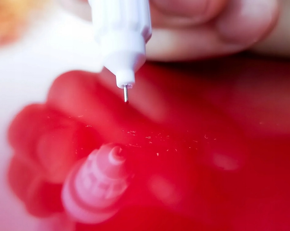 Lakier Zaprawka Pędzelek + Igła Rysy FORD MAGNETIC Producent Axalta