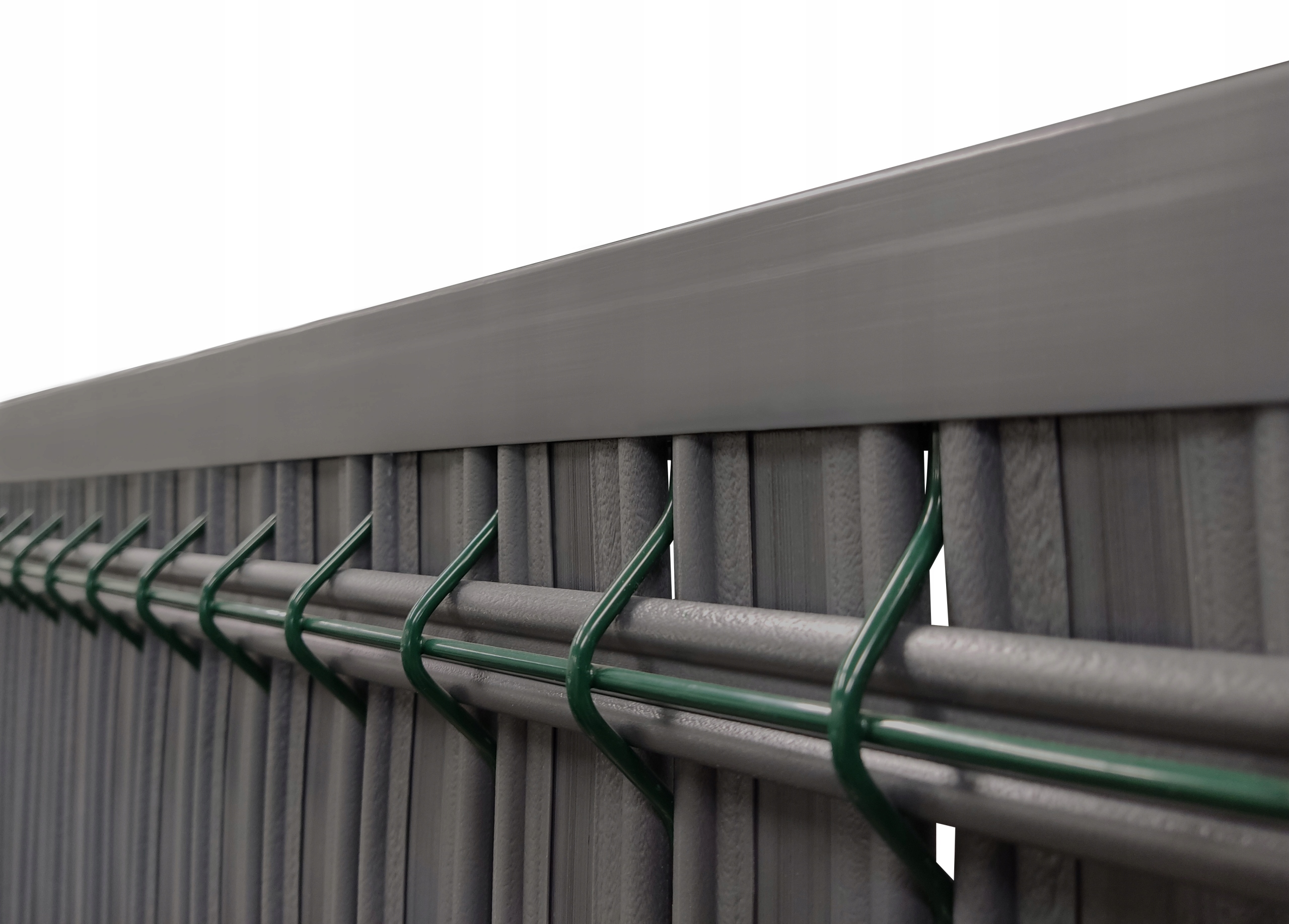 Listwy ogrodzeniowe pionowe do paneli ogrodzeniowych płotu 123x250 cm