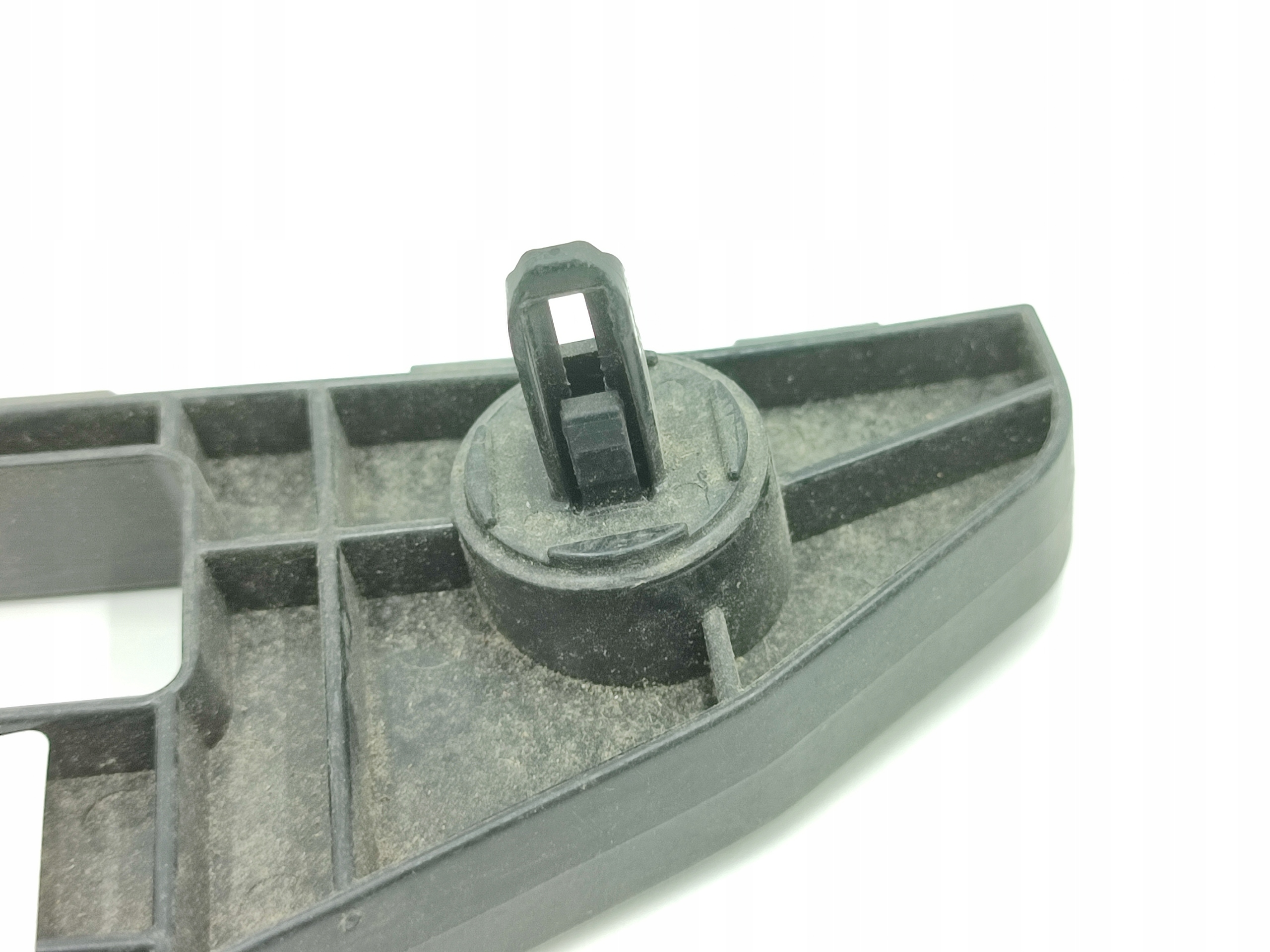 bumper bracket right front LEXUS RX LIFT / 52535-48010