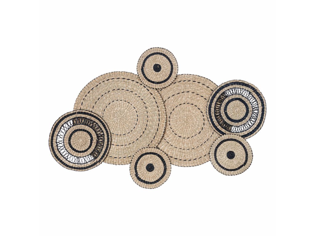 Dekorácia na stenu boho, kolieska zo slamy, 115 x 72 cm.