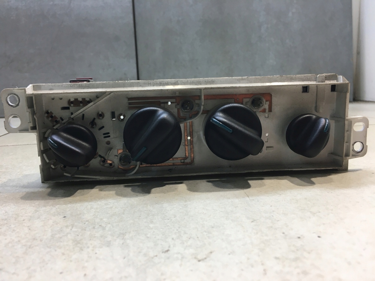 PANEL BOCCHETTE CHRYSLER PT CRUISER 2.2 CRD 04885336AA