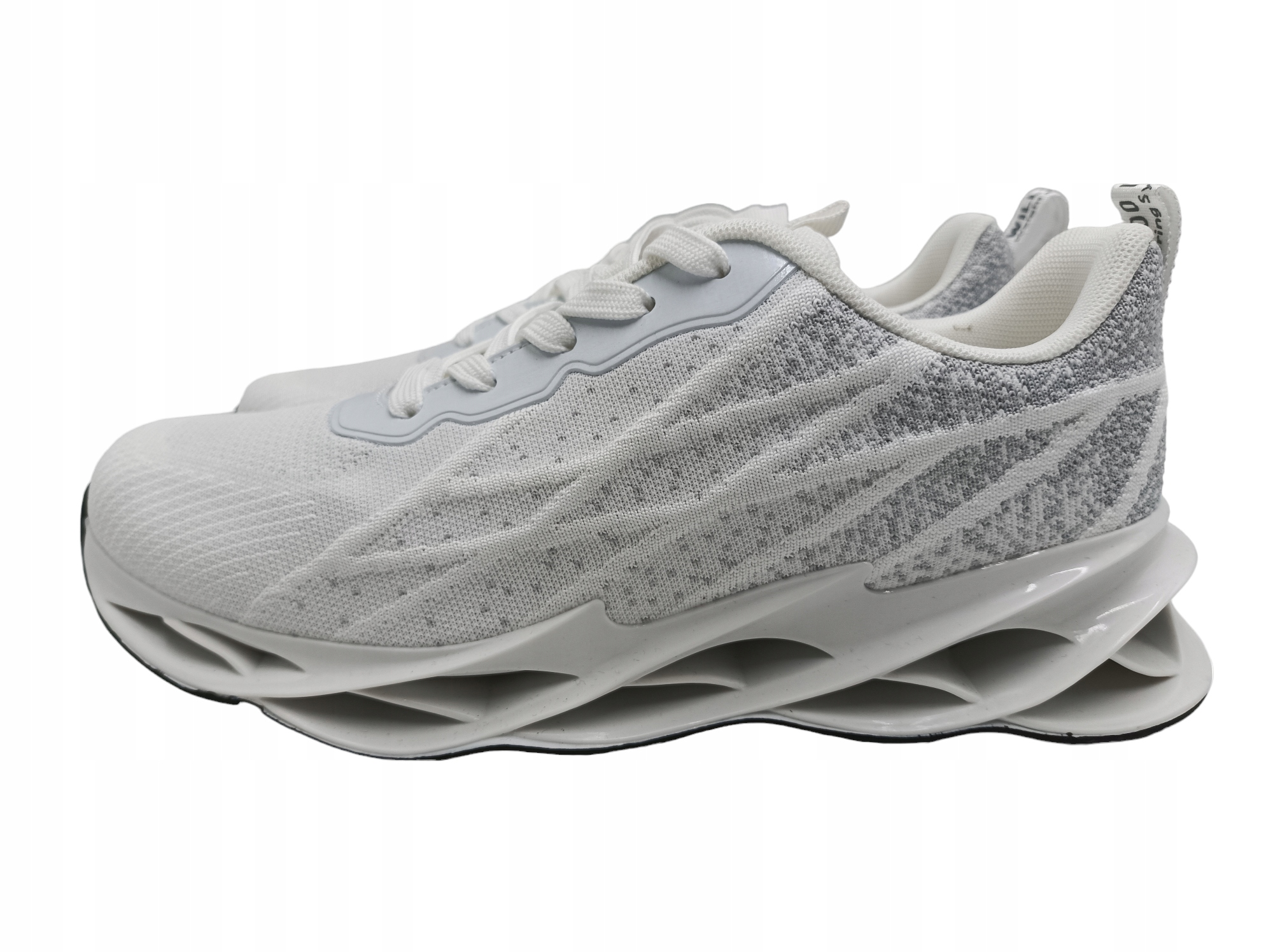 Blade Ruuner, buty bo biegania, r.41, białe