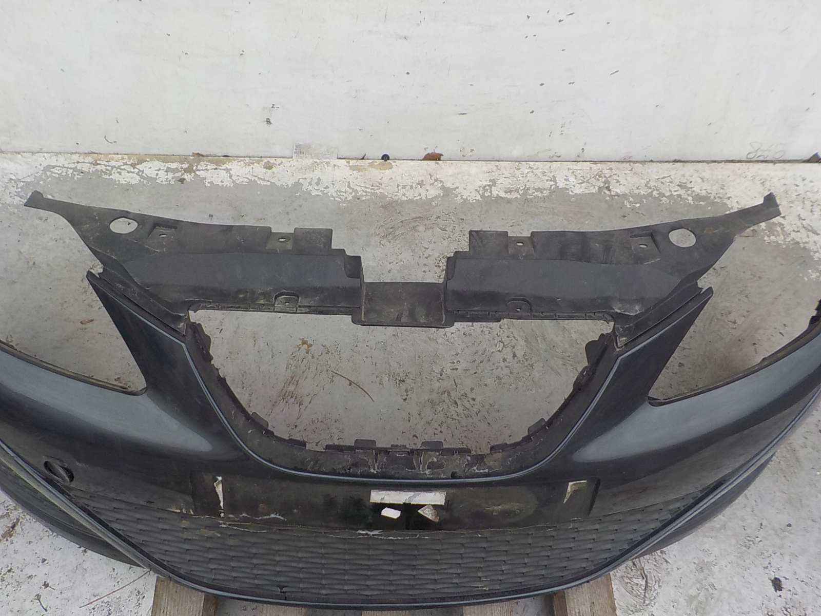831 SEAT IBIZA IV 4 bumper front front