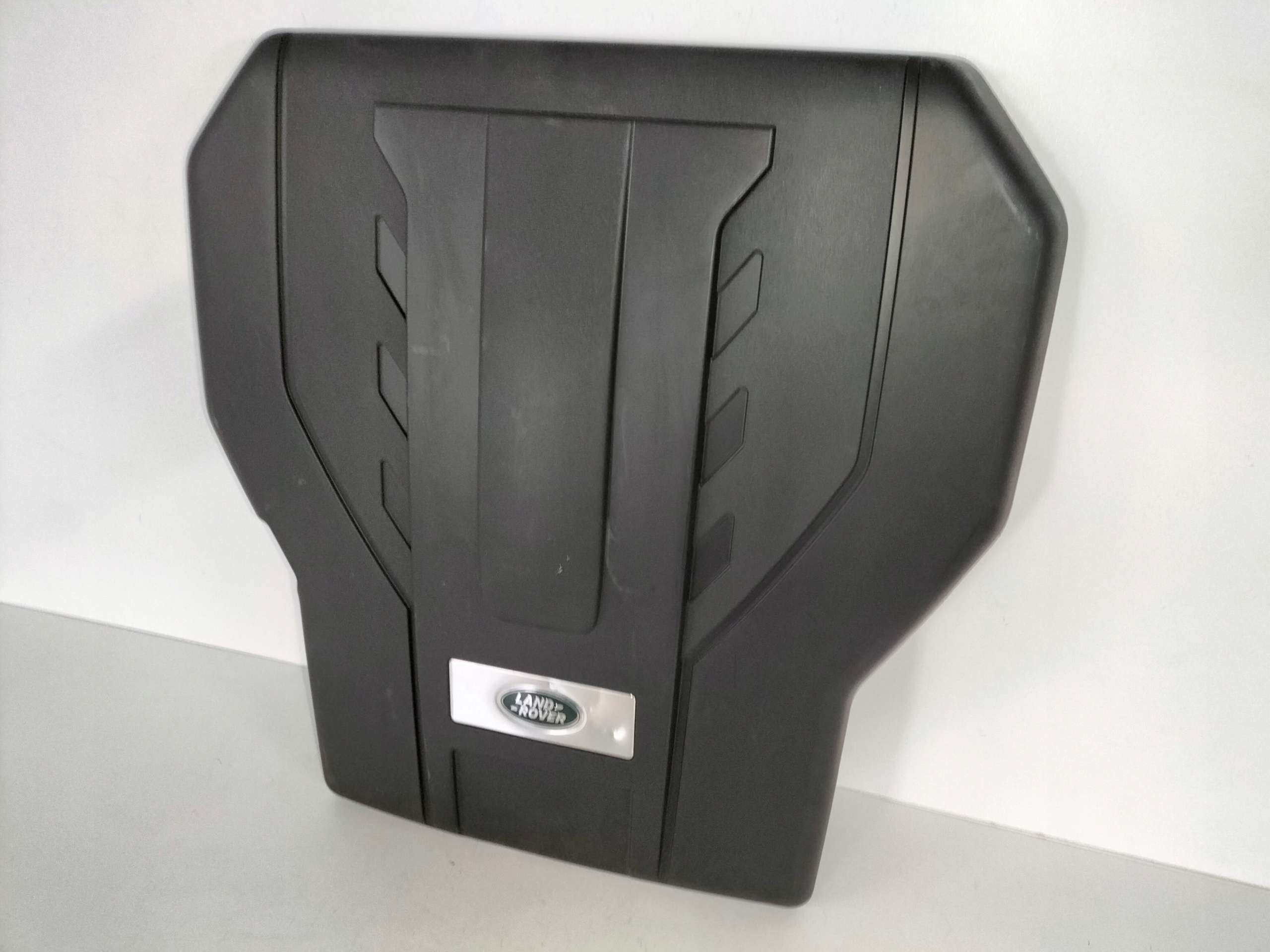 cover cover for engine LAND RANGE ROVER L460 21