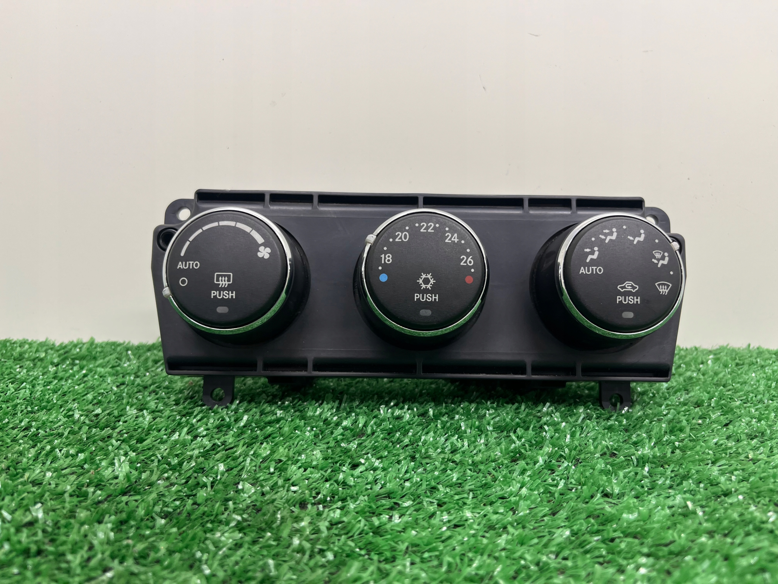 Bedienteil des lüfters CHRYSLER SEBRING P55111815AC