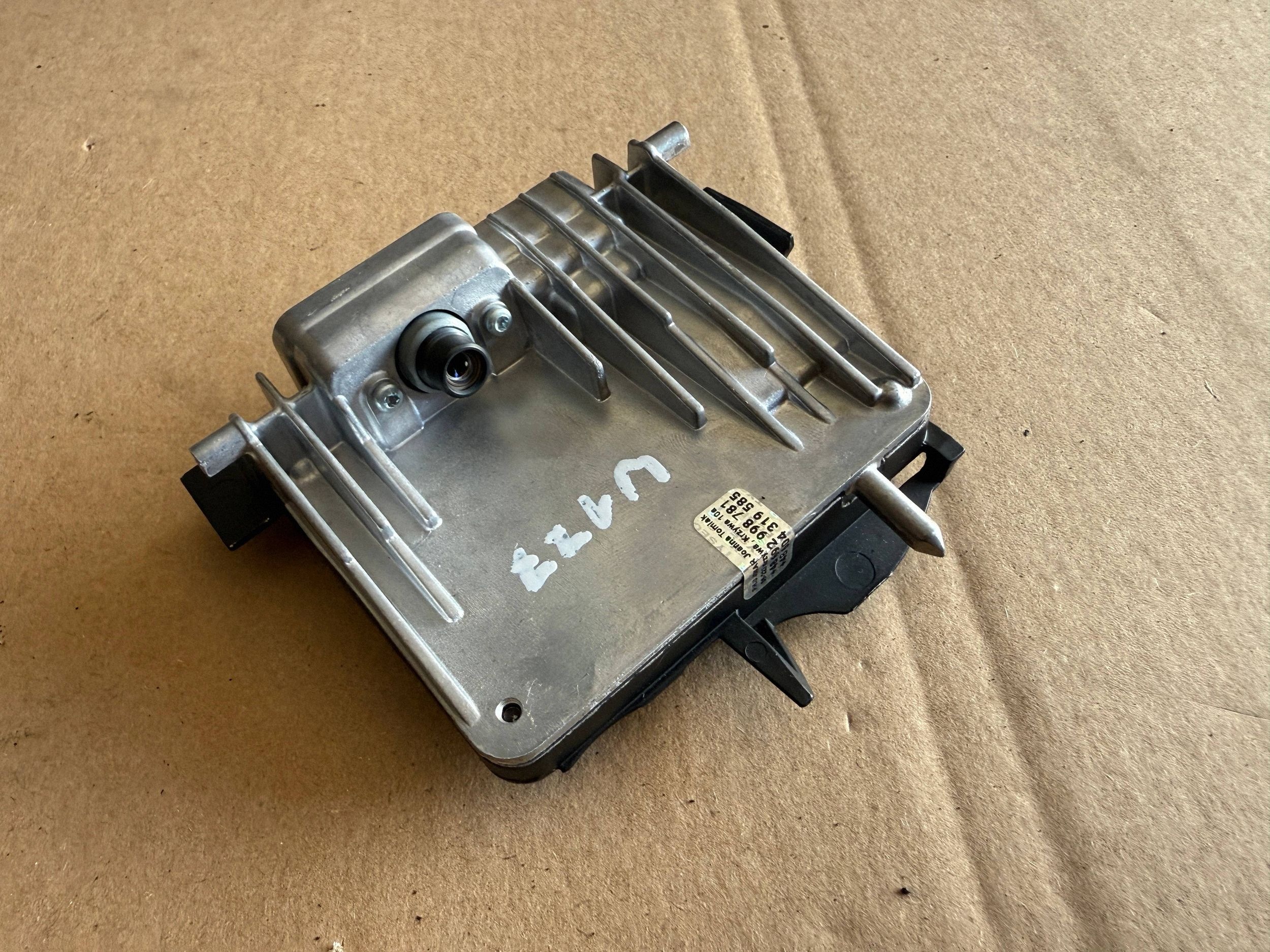MERCEDES W177 A class KAMERA windows windscreen A2479002107
