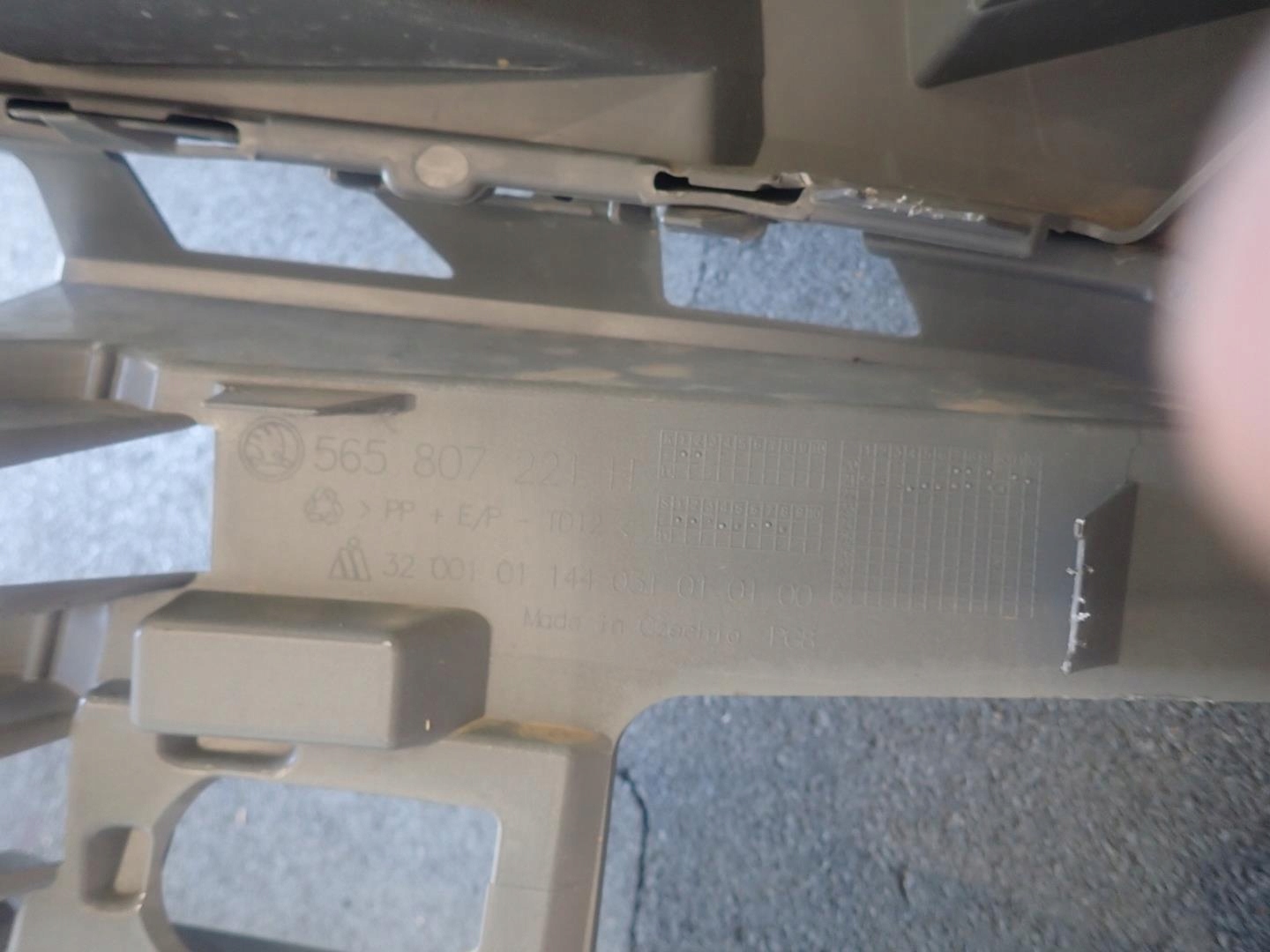bumper front front SKODA KODIAQ LIFT 2021