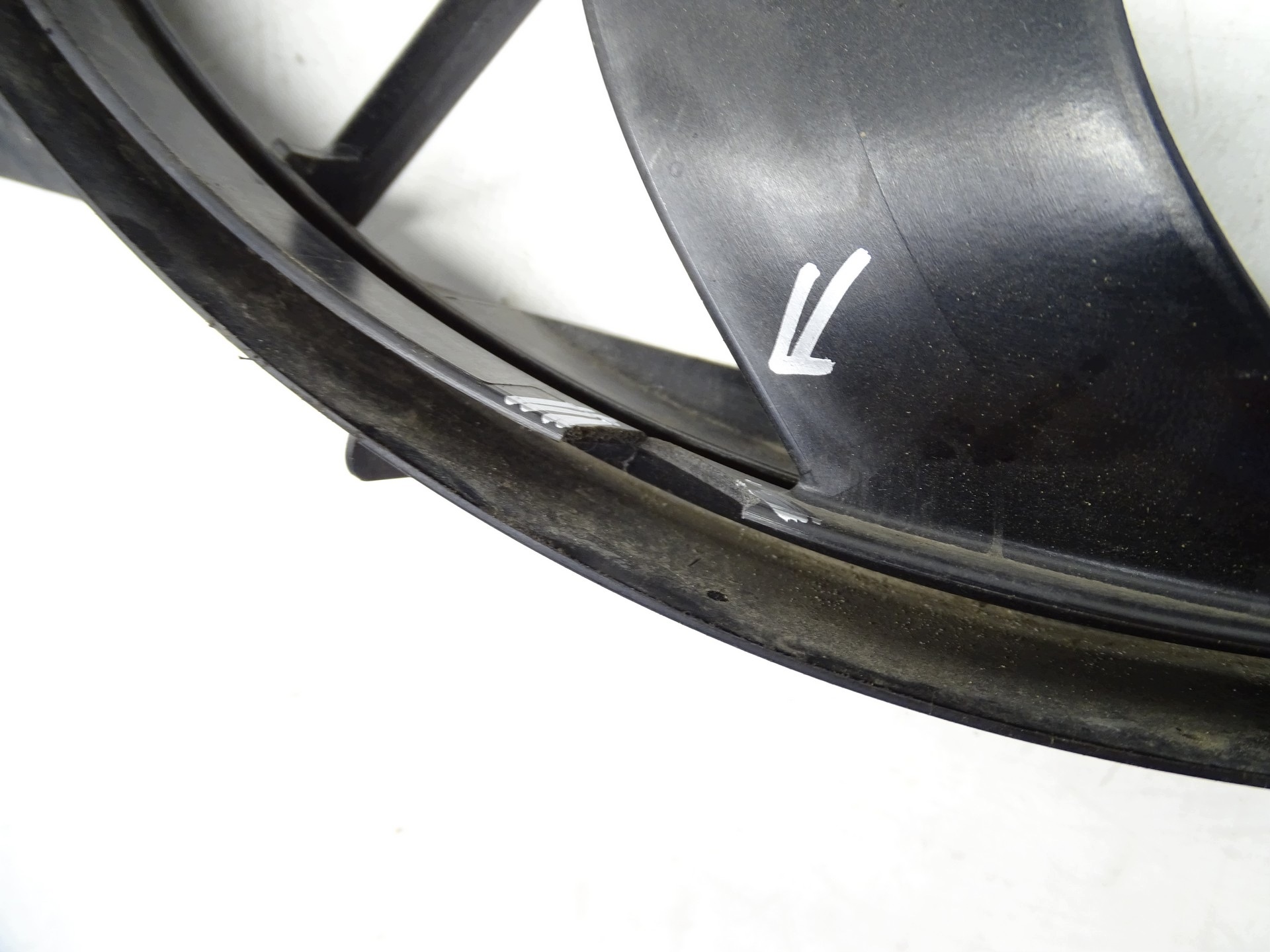 ventilator hladnjaka vode MERCEDES B W246 A2465000064