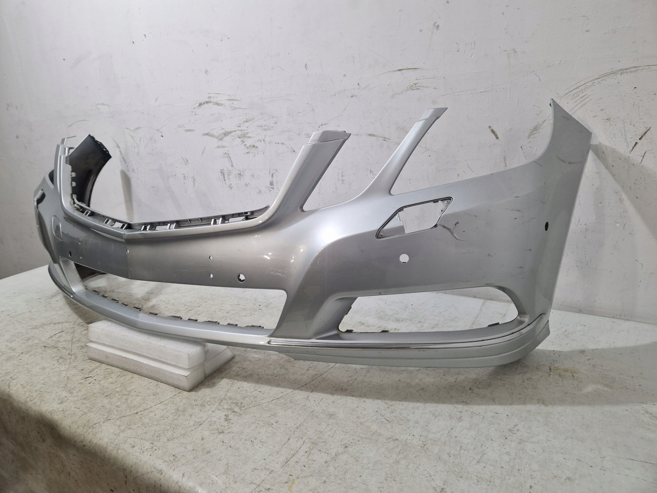MERCEDES E-KLASA W 212 2009- 13 front bumper front A2128850025 OE