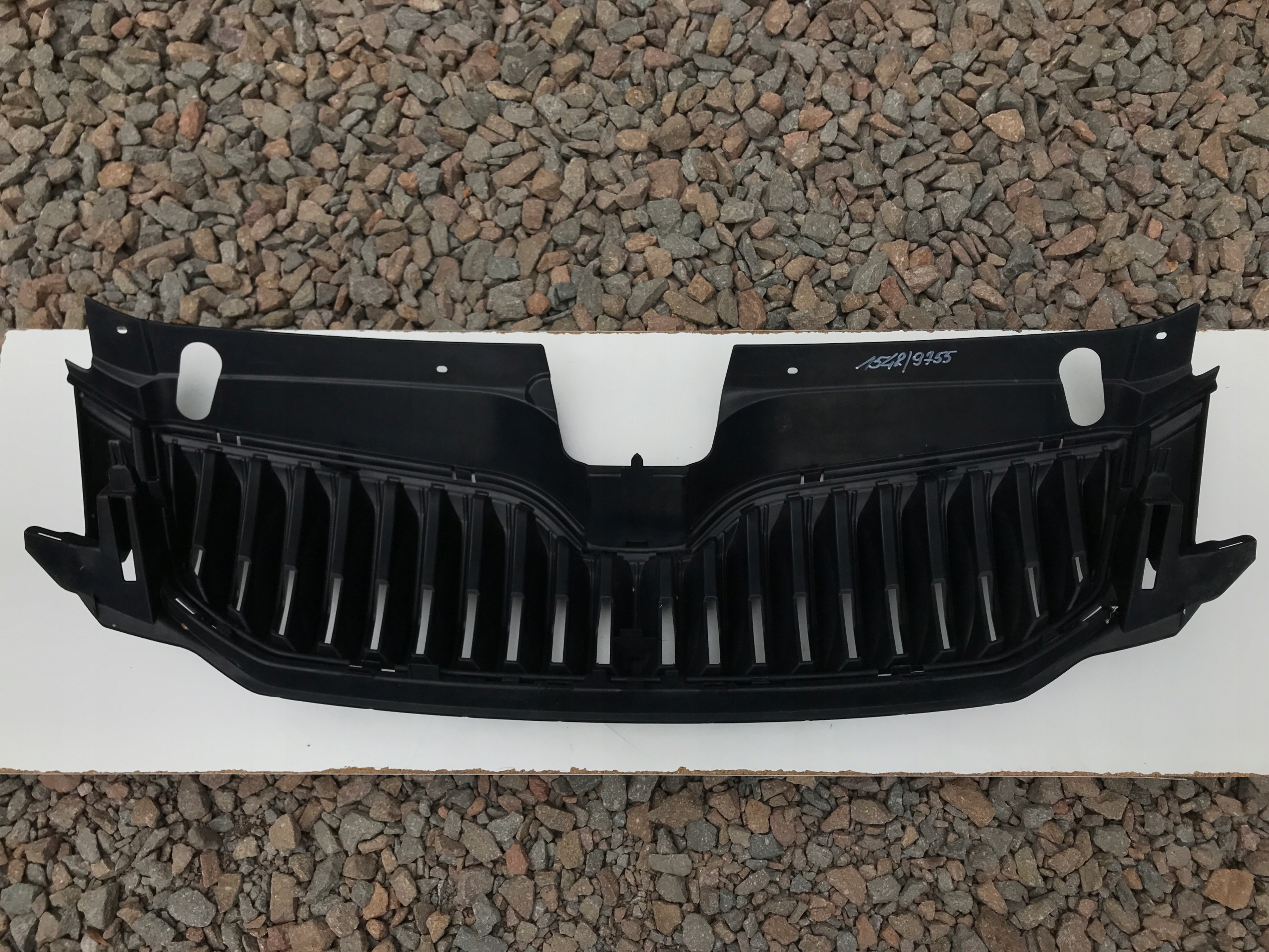 Skoda Octavia III 5E Kühlergrill FRONTGRILL Kühlergitter - Thumbnail 4