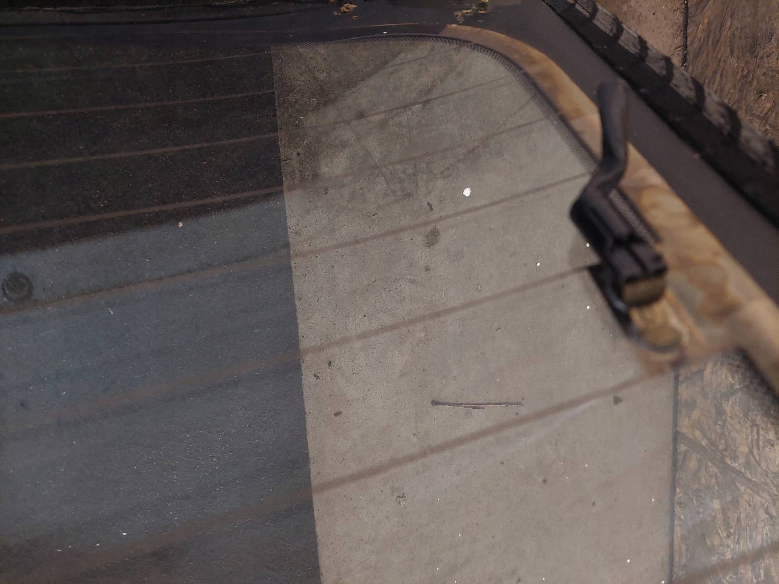 SZYBA TYŁ KLAPY BAGAŻNIKA SUBARU FORESTER I Jakość części (zgodnie z GVO) O - oryginał z logo producenta pojazdu (OE)