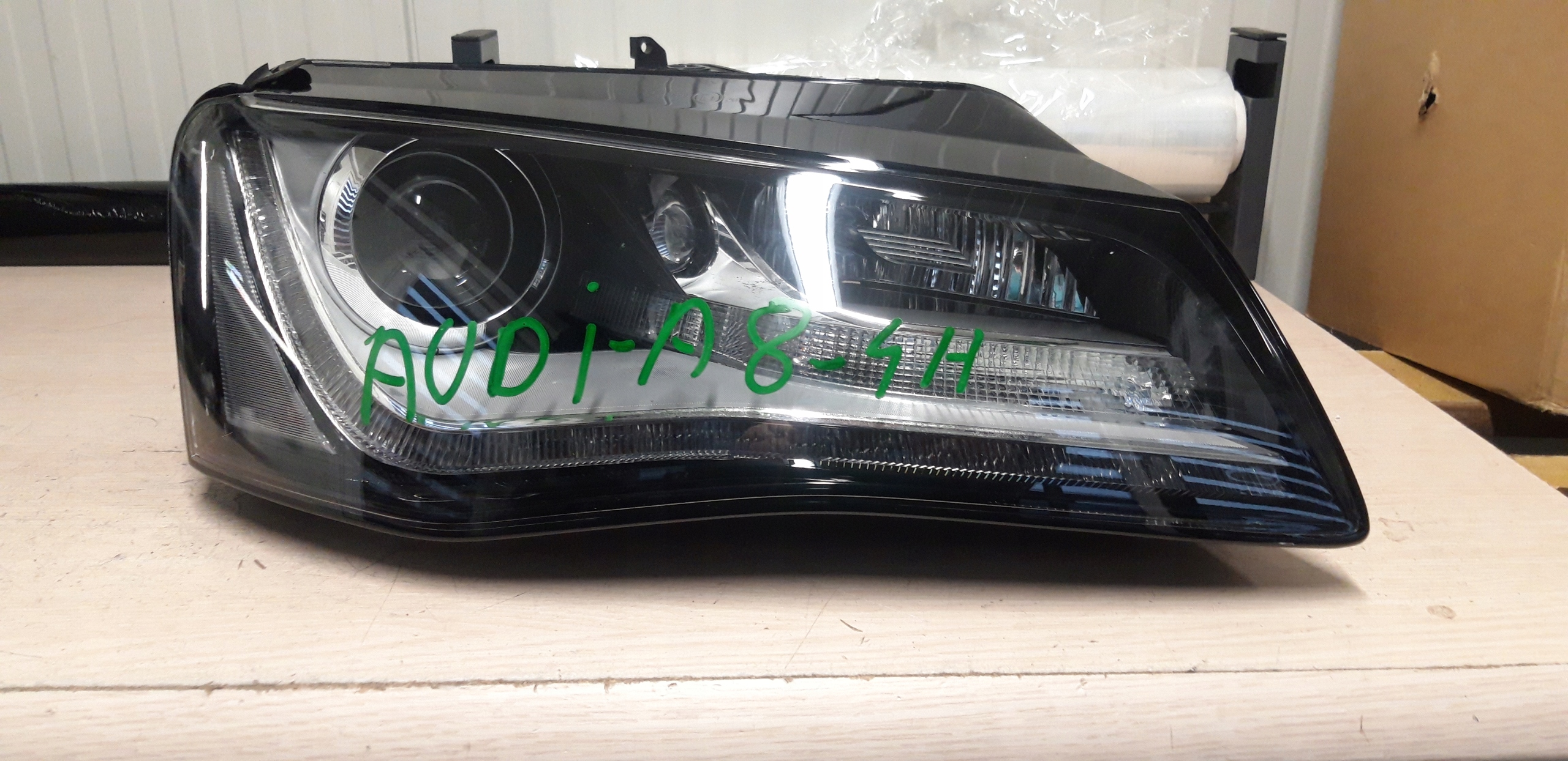 audi a8 d4 4h0 xenon skrętny z led europa prawy