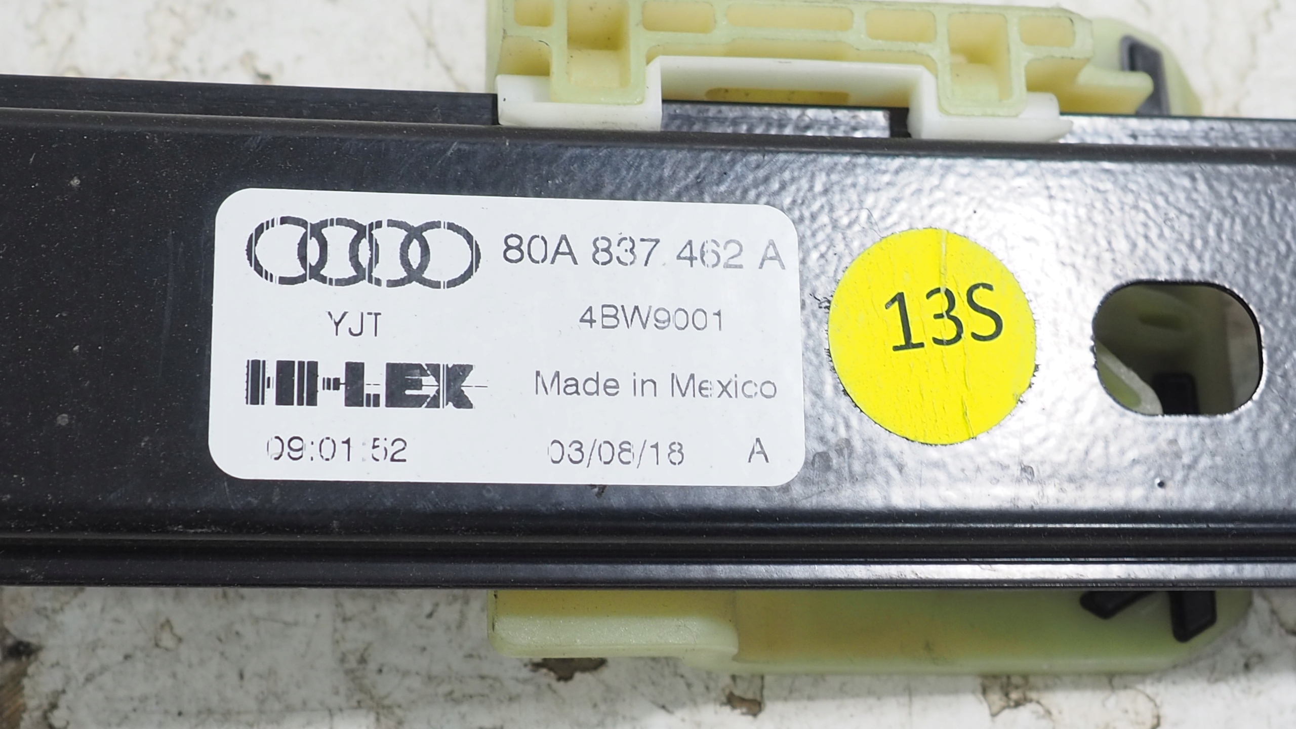 Audi Q5 II 80A window regulator right front 80A837462A