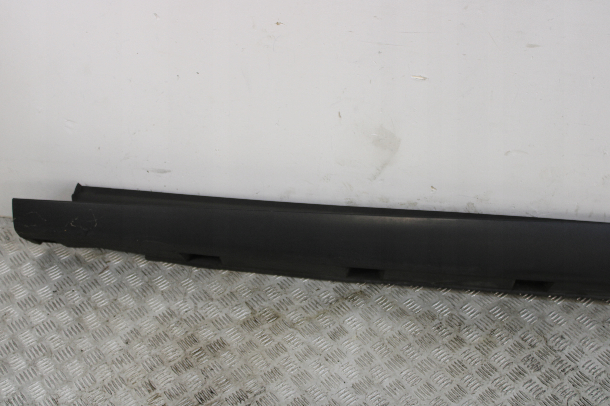 cap threshold threshold left FORD FOCUS MK3 BM51-A10155-A