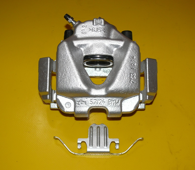 05-11 - Зажимы левый передний BMW E90 E91 E92 312/24 05-11R.