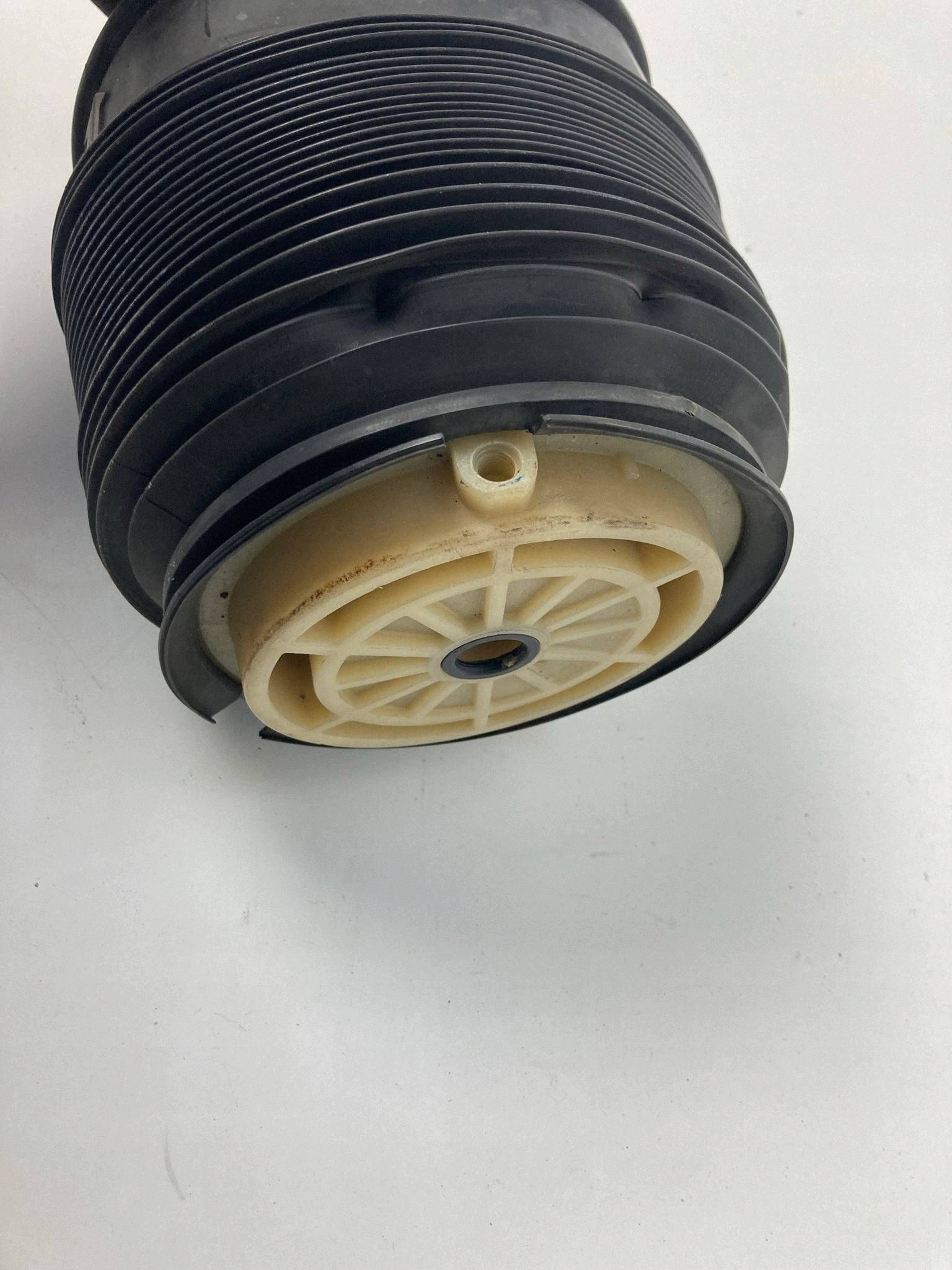 CLS W218 airbag MIECH right rear part A2123270092