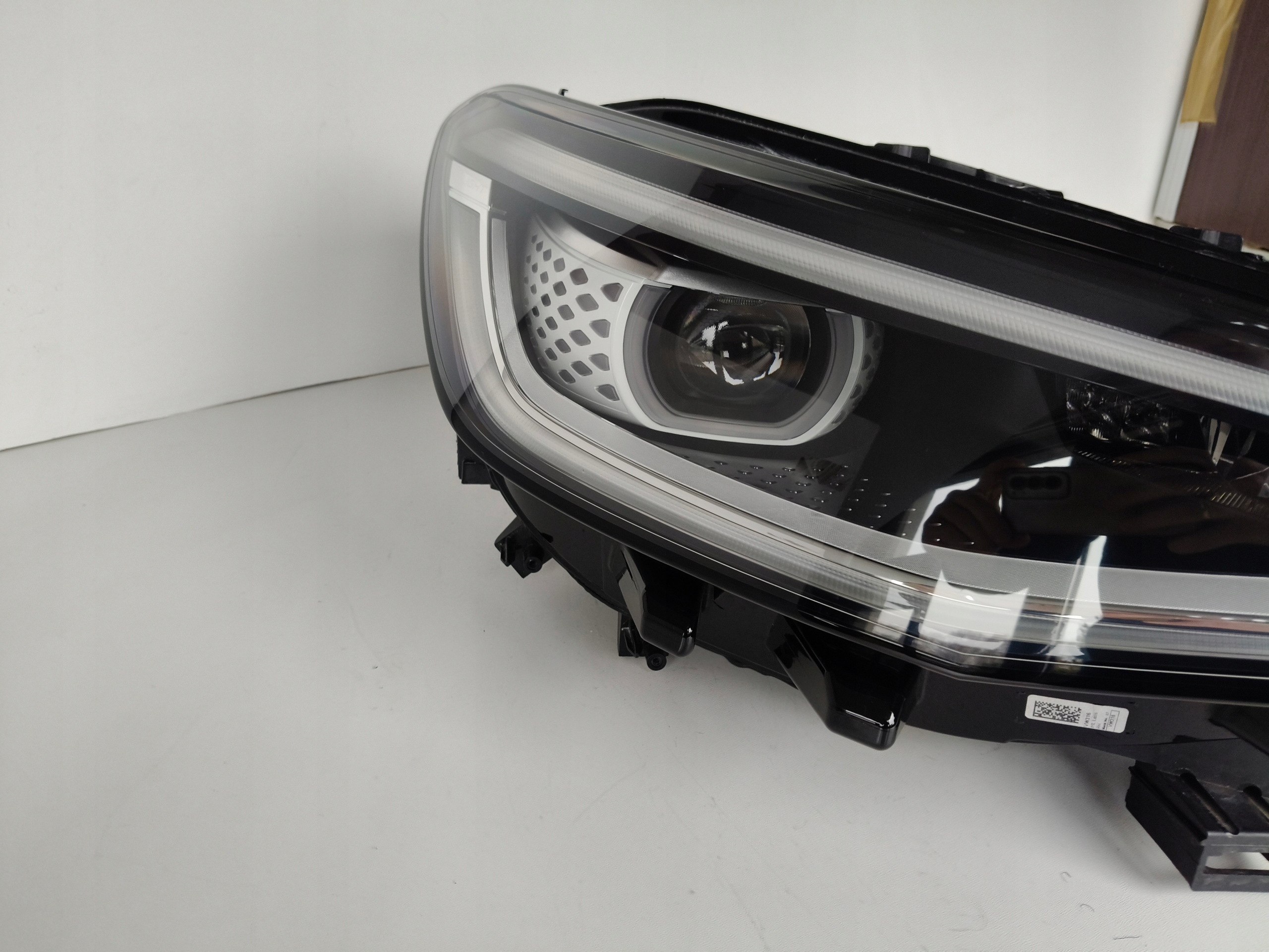 light right REFLEKTOR VW ID4 11A 21- FULL LED