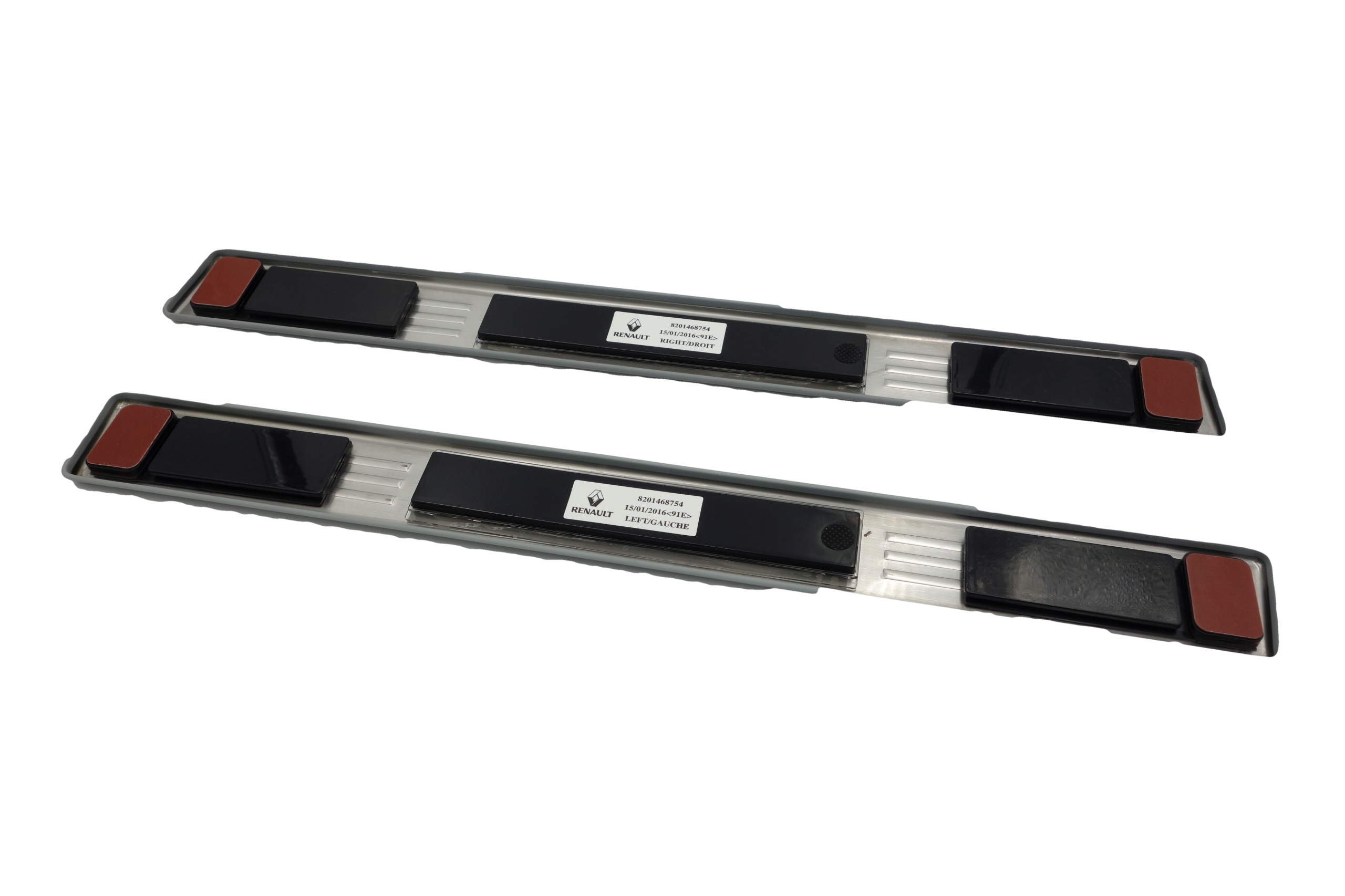 LISTWY NAKŁADKI PROGOWE RENAULT PRZEDNIE EAN (GTIN) 0820146875405