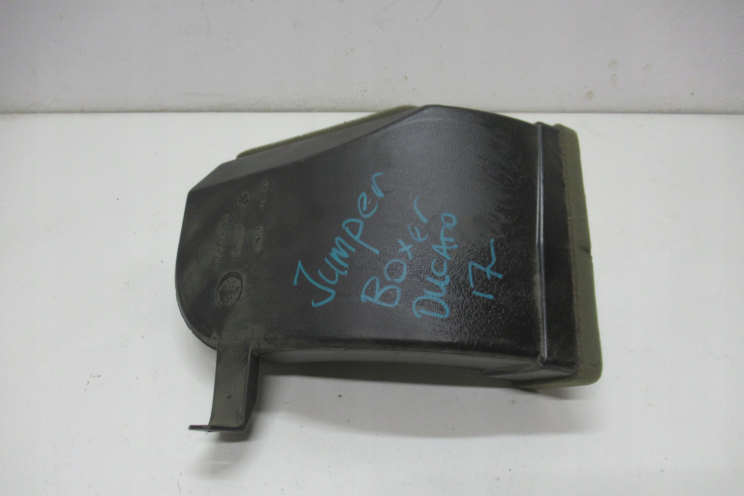 BOXER JUMPER 2.0 HDI intake air 1355811080